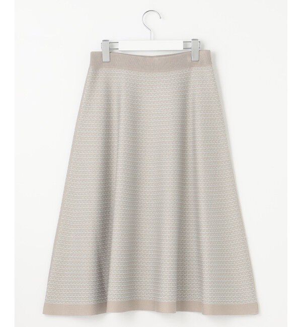 自由区「【WEB限定カラーあり・洗える】リバーシブルニット セットアップ(プルオーバー&times;フレアスカート)」|スーツ|