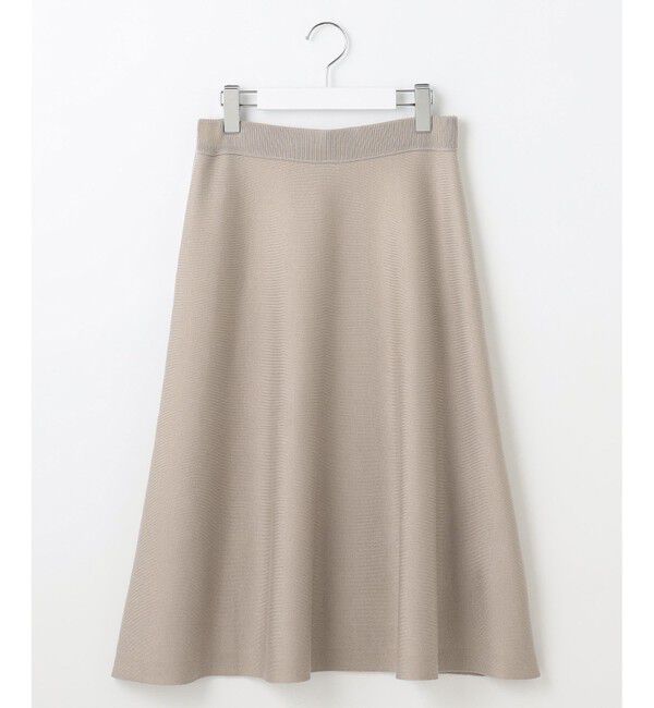 自由区「【WEB限定カラーあり・洗える】リバーシブルニット セットアップ(プルオーバー&times;フレアスカート)」|スーツ|