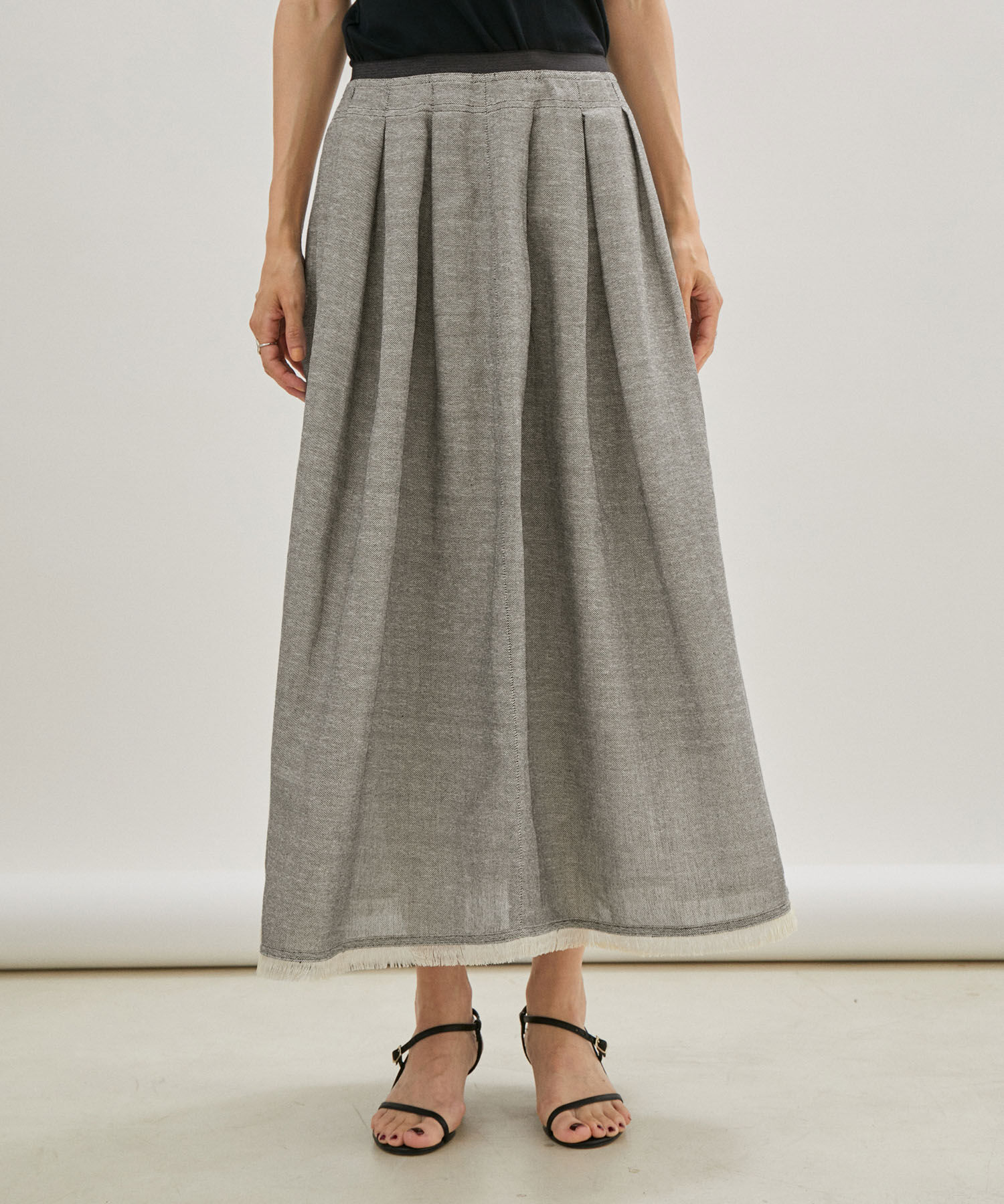 SALON adam et rope'「【NIPPON CULTURE】[抗菌・消臭]葦和紙タックロングスカート」|スカート|