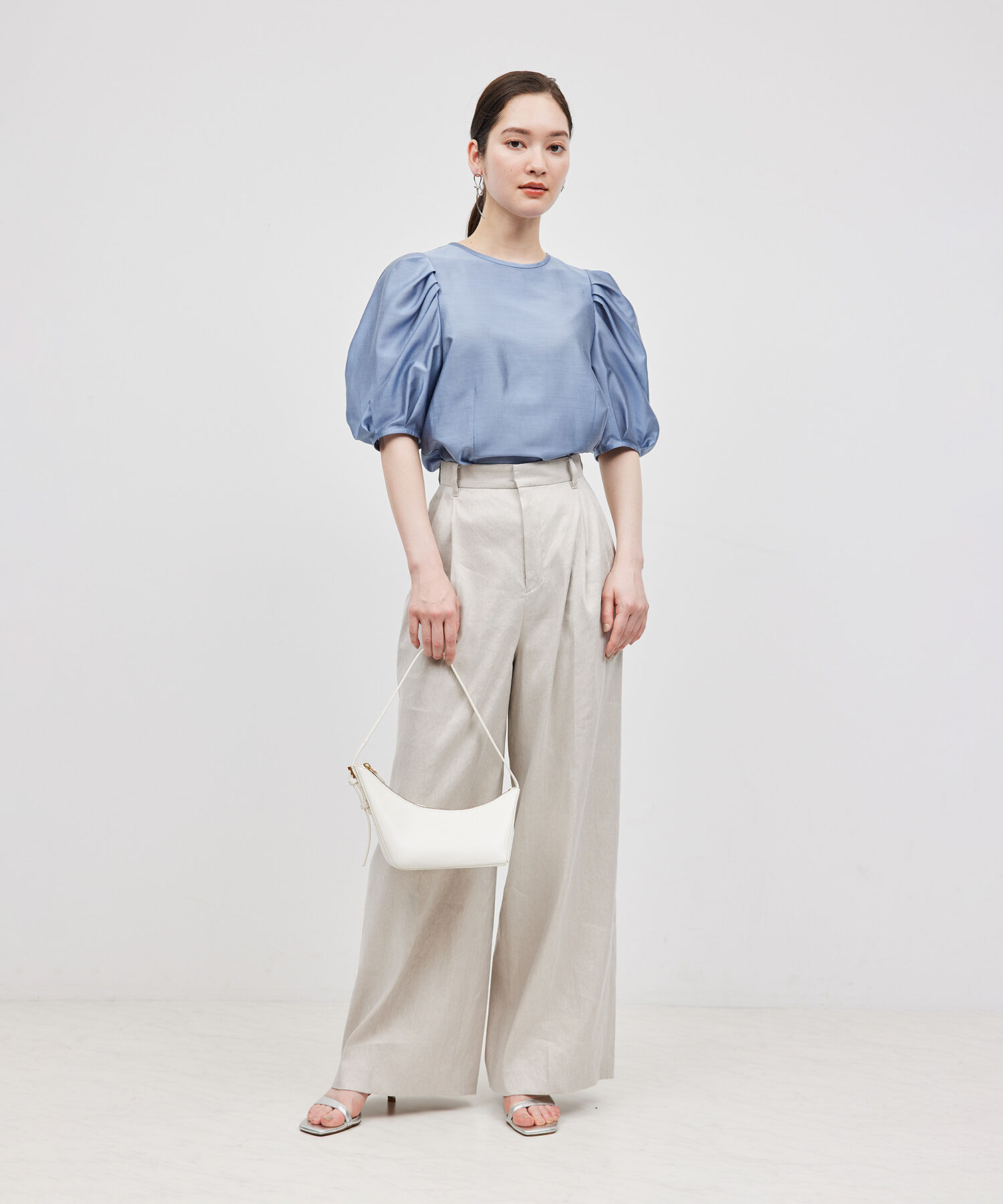 ROPE「【新色追加】【洗える】カールマイヤーパフスリーブブラウス【雑誌/メディア掲載】」|シャツ・ブラウス|