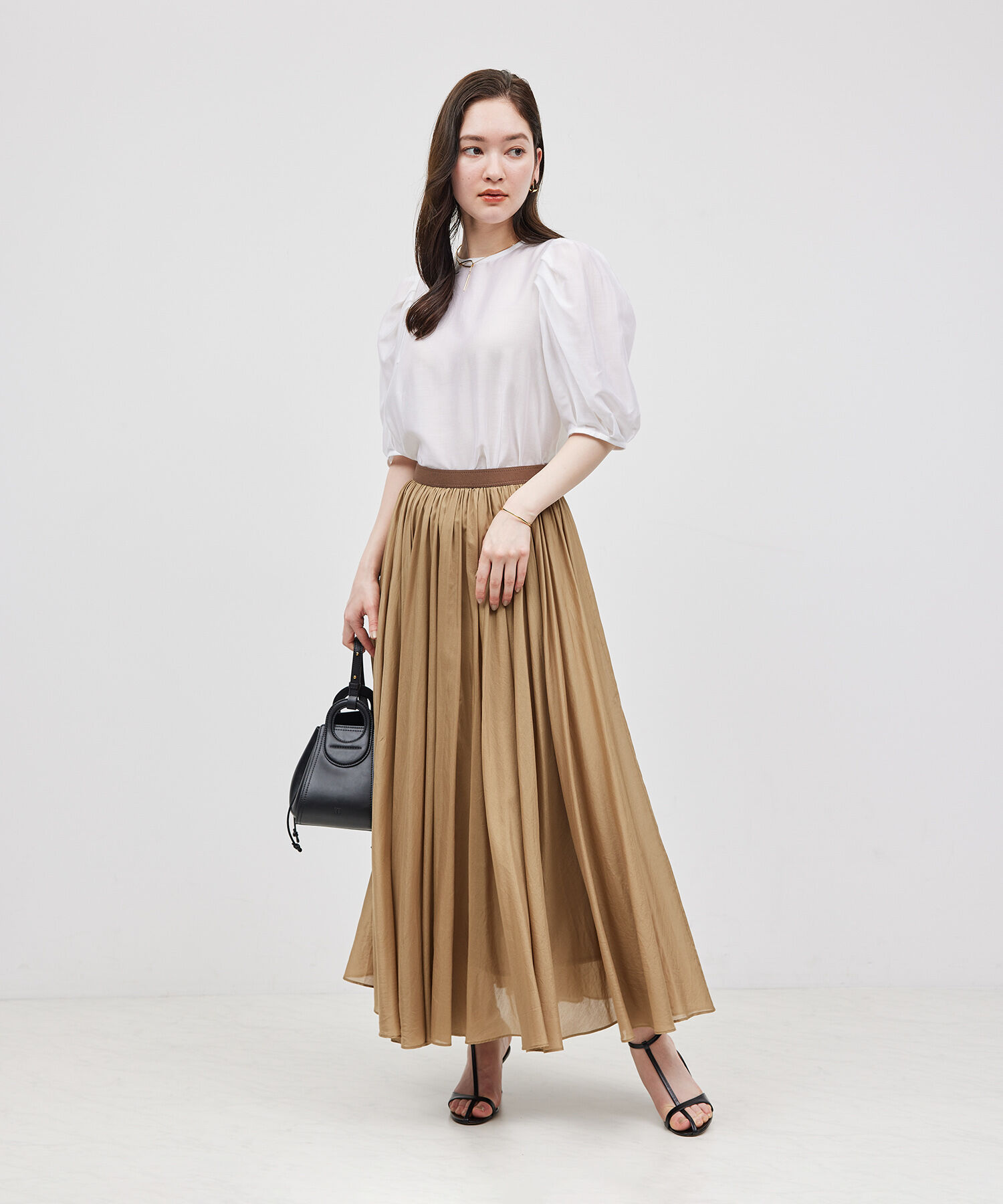 ROPE「【新色追加】【洗える】カールマイヤーパフスリーブブラウス【雑誌/メディア掲載】」|シャツ・ブラウス|