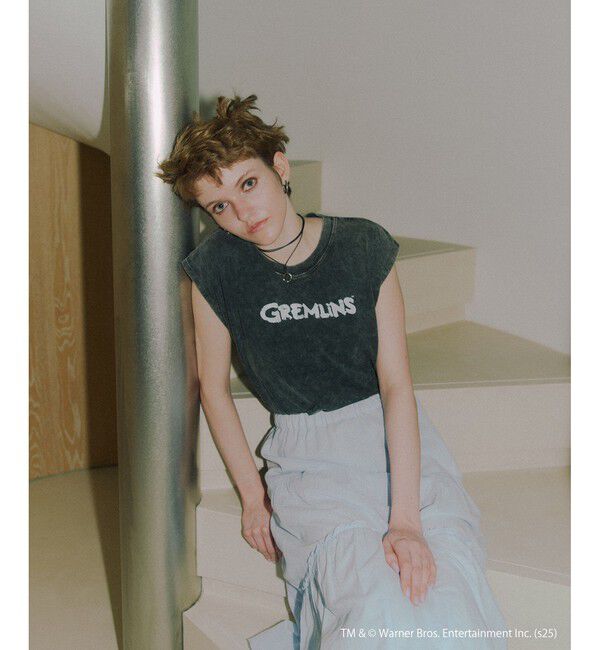 VIS「【グレムリン】VIS別注 ビンテージ風レタリング＆フォトTシャツ」|Tシャツ・カットソー|