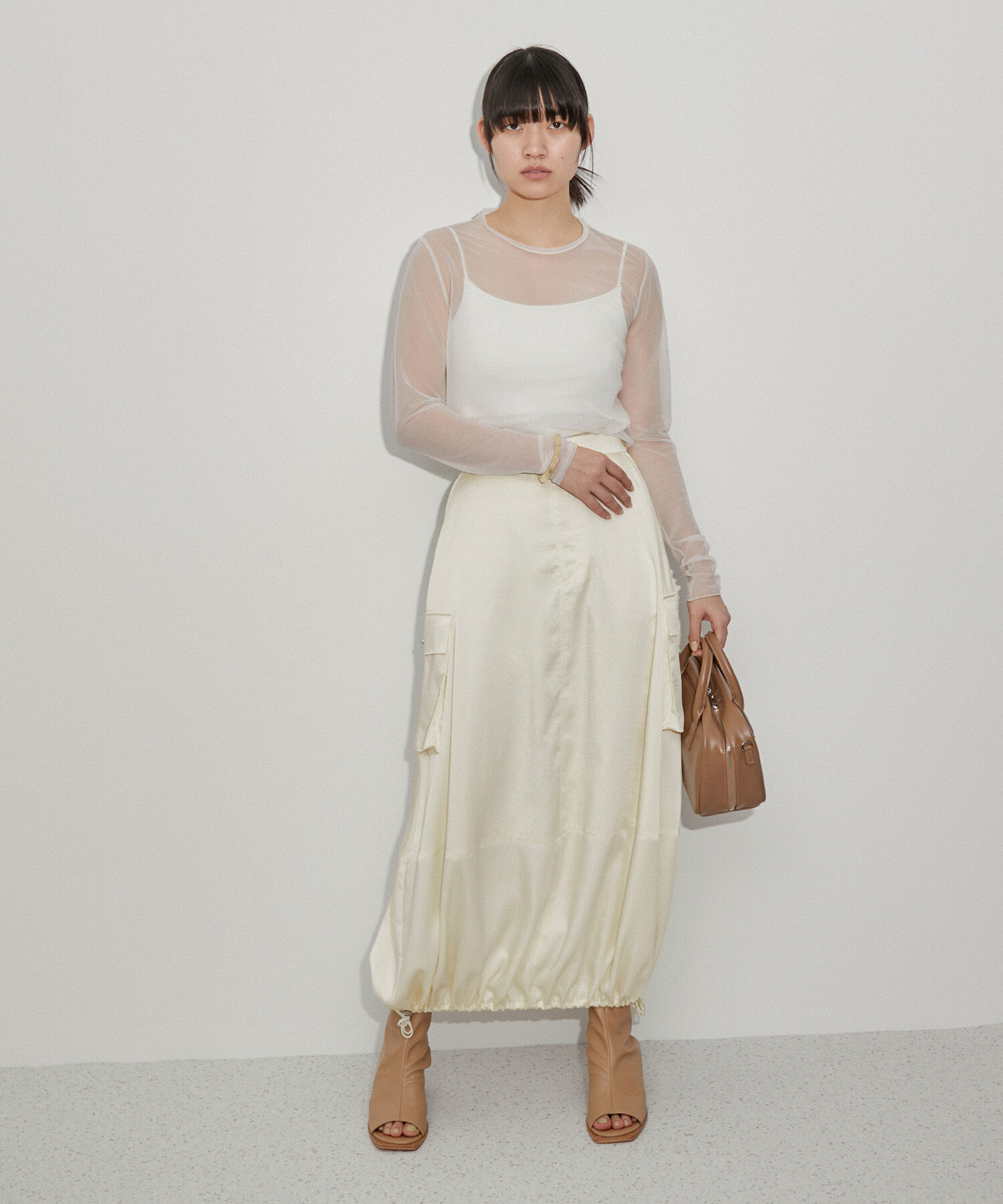 ADAM ET ROPE'「【サステナブル】サテンバルーンカーゴスカート」|スカート|