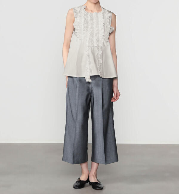  「RhodolirioN | コットン スリーブレス フリルシャツ WOMEN」|シャツ・ブラウス|