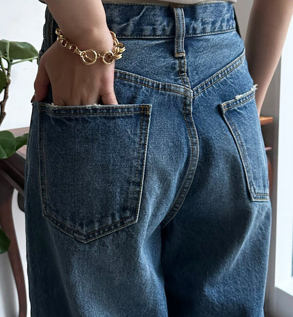  「【ベストセラーアイテム】カーブデニム」|デニム|