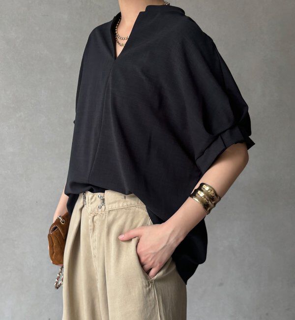  「【WEB限定】接触冷感スキッパーシャツ」|シャツ・ブラウス|チャコールグレー