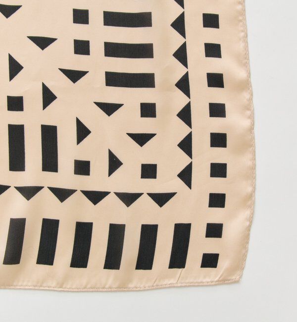  「ジオメトリック柄 スカーフ」|バンダナ・スカーフ|