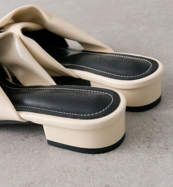  「ポインテッドトゥクロスミュール」|その他|