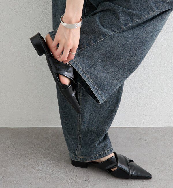  「ポインテッドトゥクロスミュール」|その他|