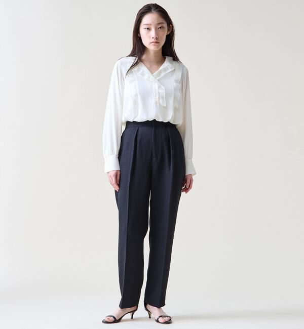 TIARA「タックテーパードパンツ」|スラックス|