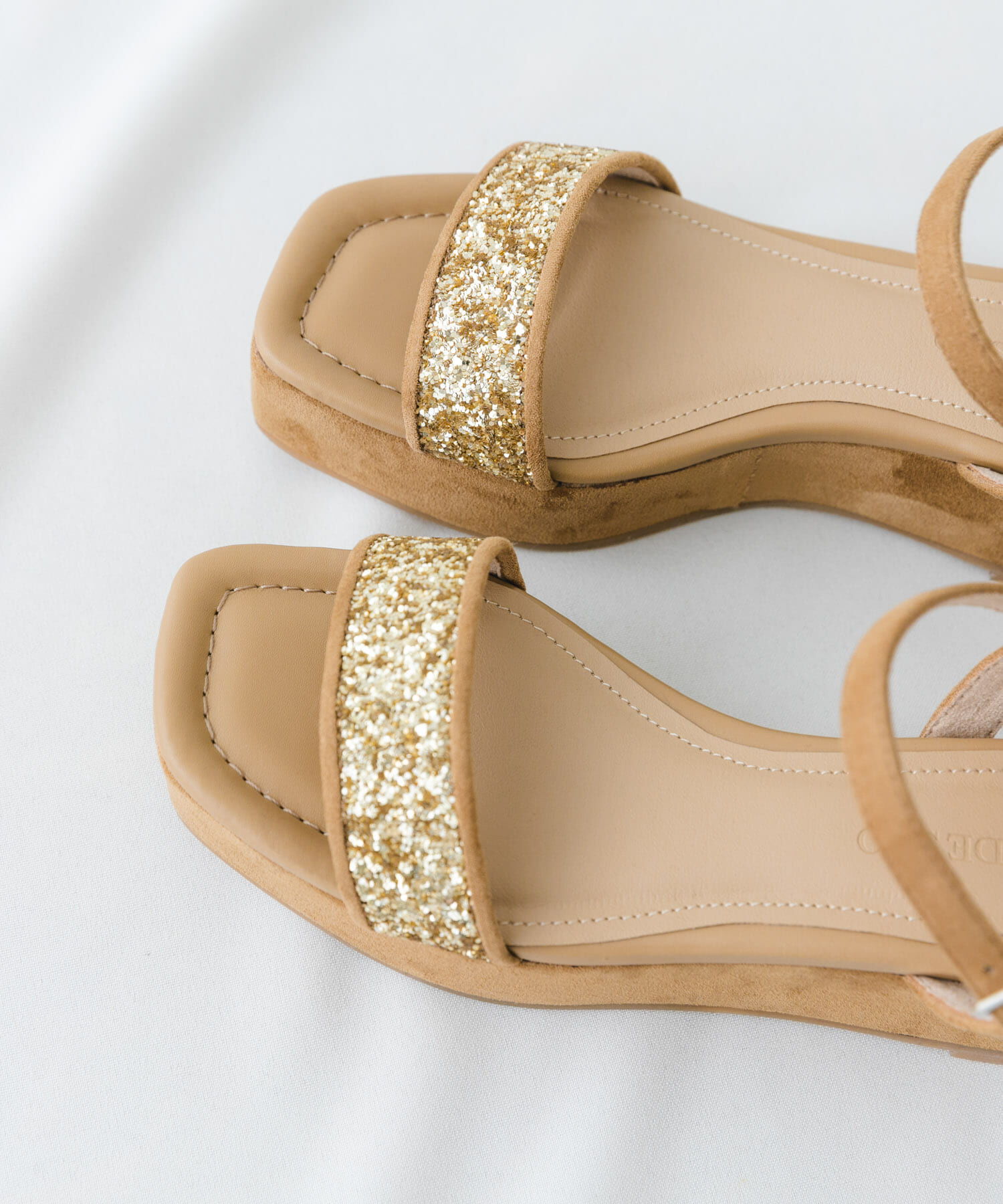 RODE SKO「グリッターアンクルサンダル」|サンダル|