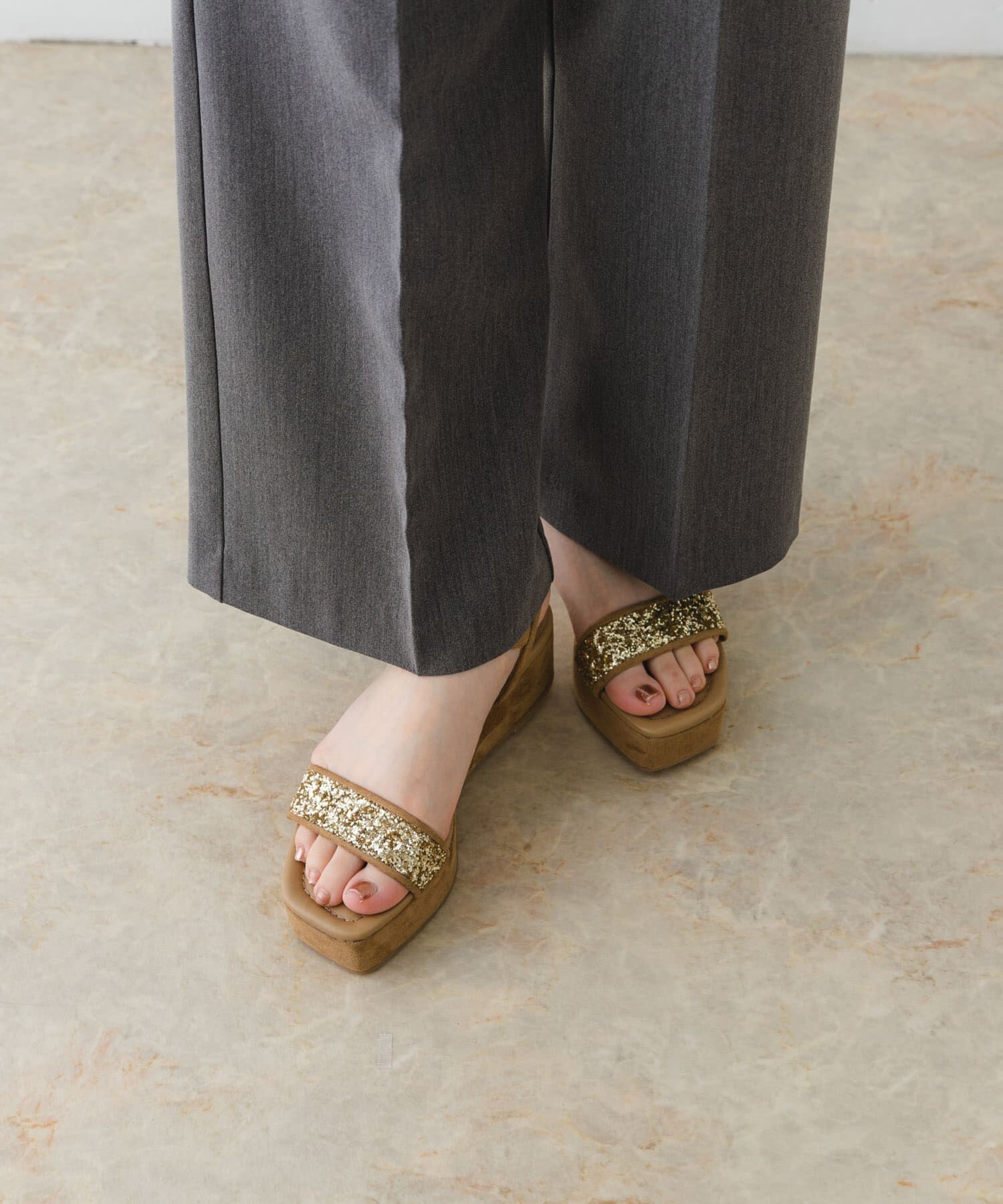 RODE SKO「グリッターアンクルサンダル」|サンダル|