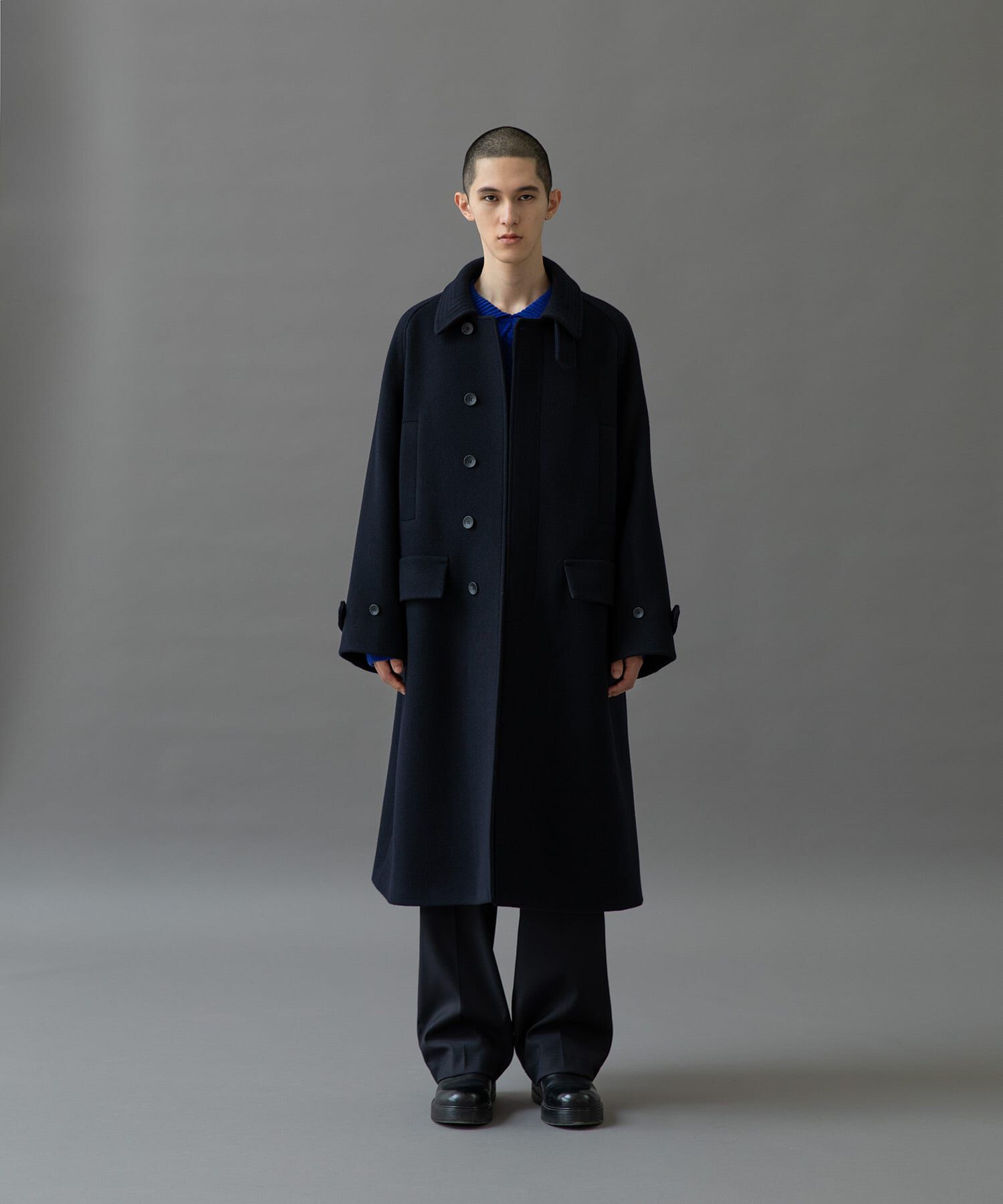 URBAN RESEARCH「ANOTHER OFFICE　Voyager Bold Balmacaan Coat」|ノーカラーコート|ネイビー