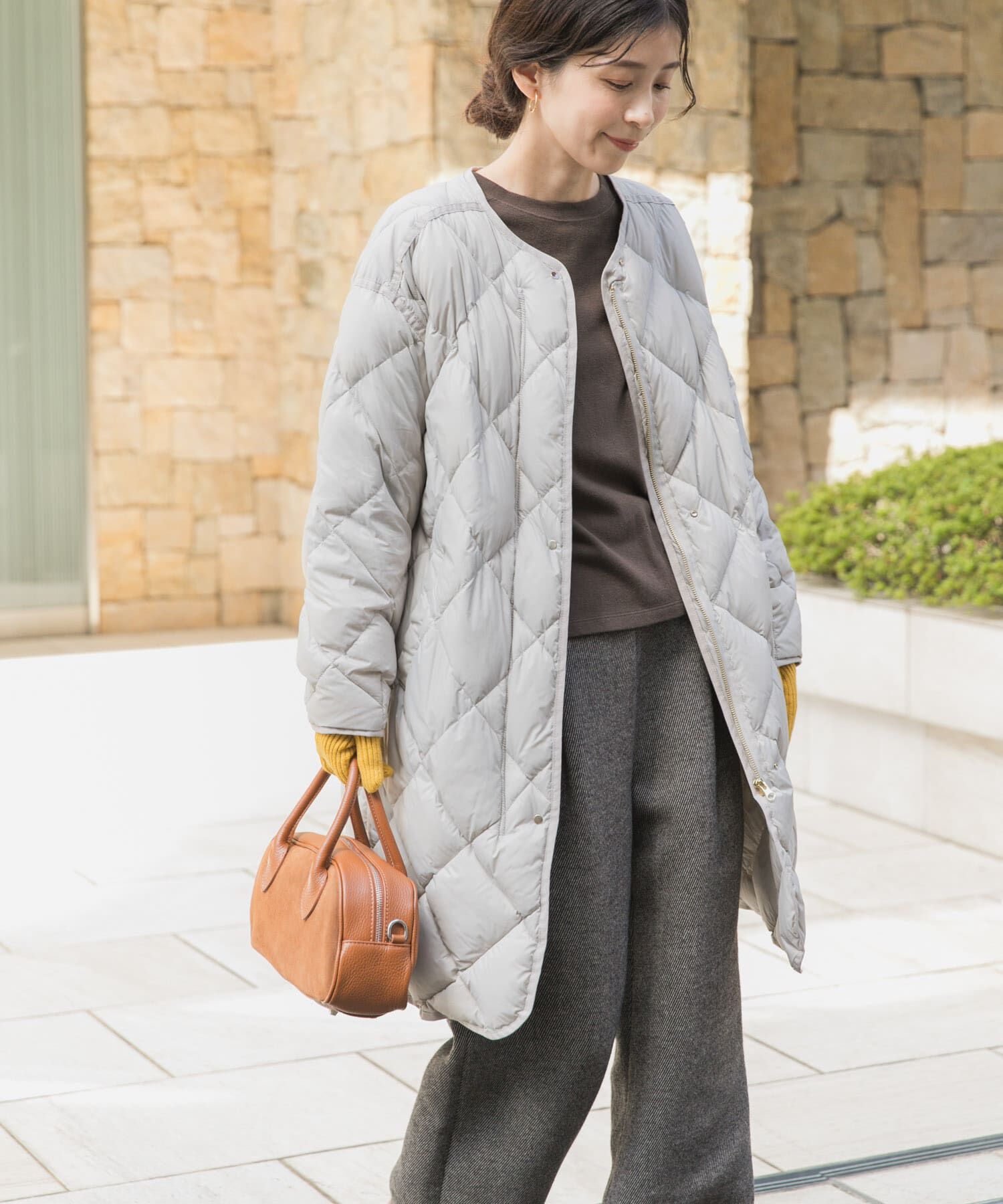 URBAN RESEARCH DOORS「ライトダウンキルトロングコート」|ノーカラーコート|