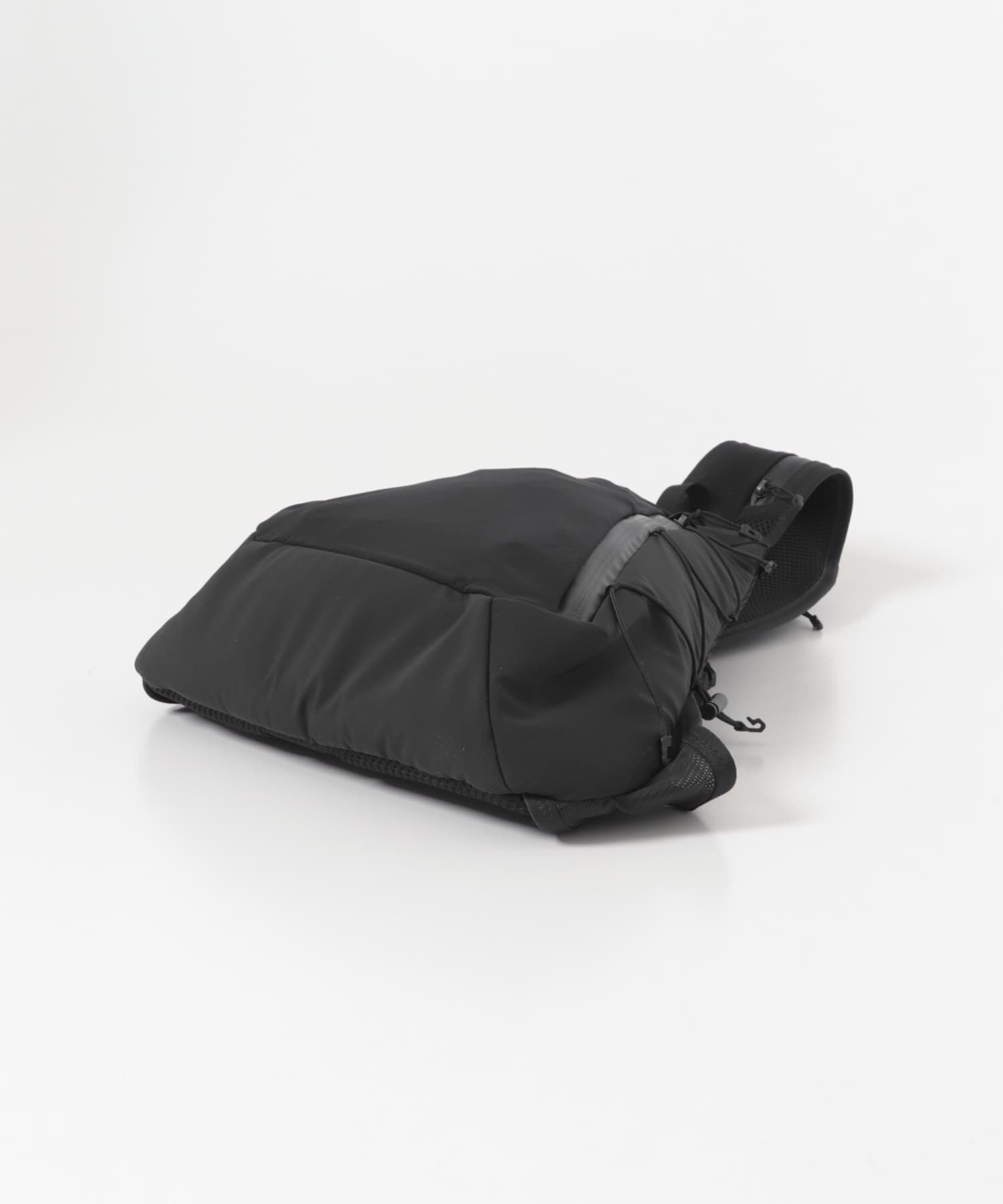 URBAN RESEARCH「SALOMON　ADV CROSS BODY BAG」|ショルダー・メッセンジャー|