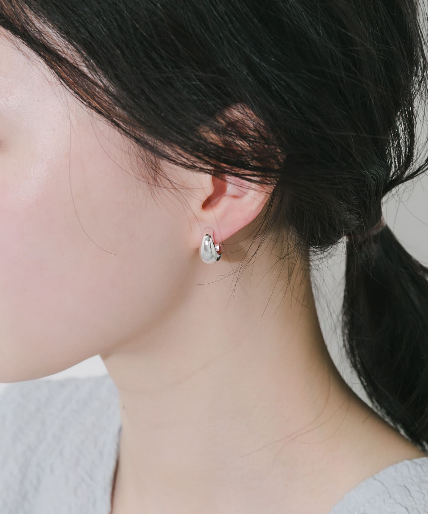 SMELLY「プックリワンタッチイヤリング」|イヤリング|