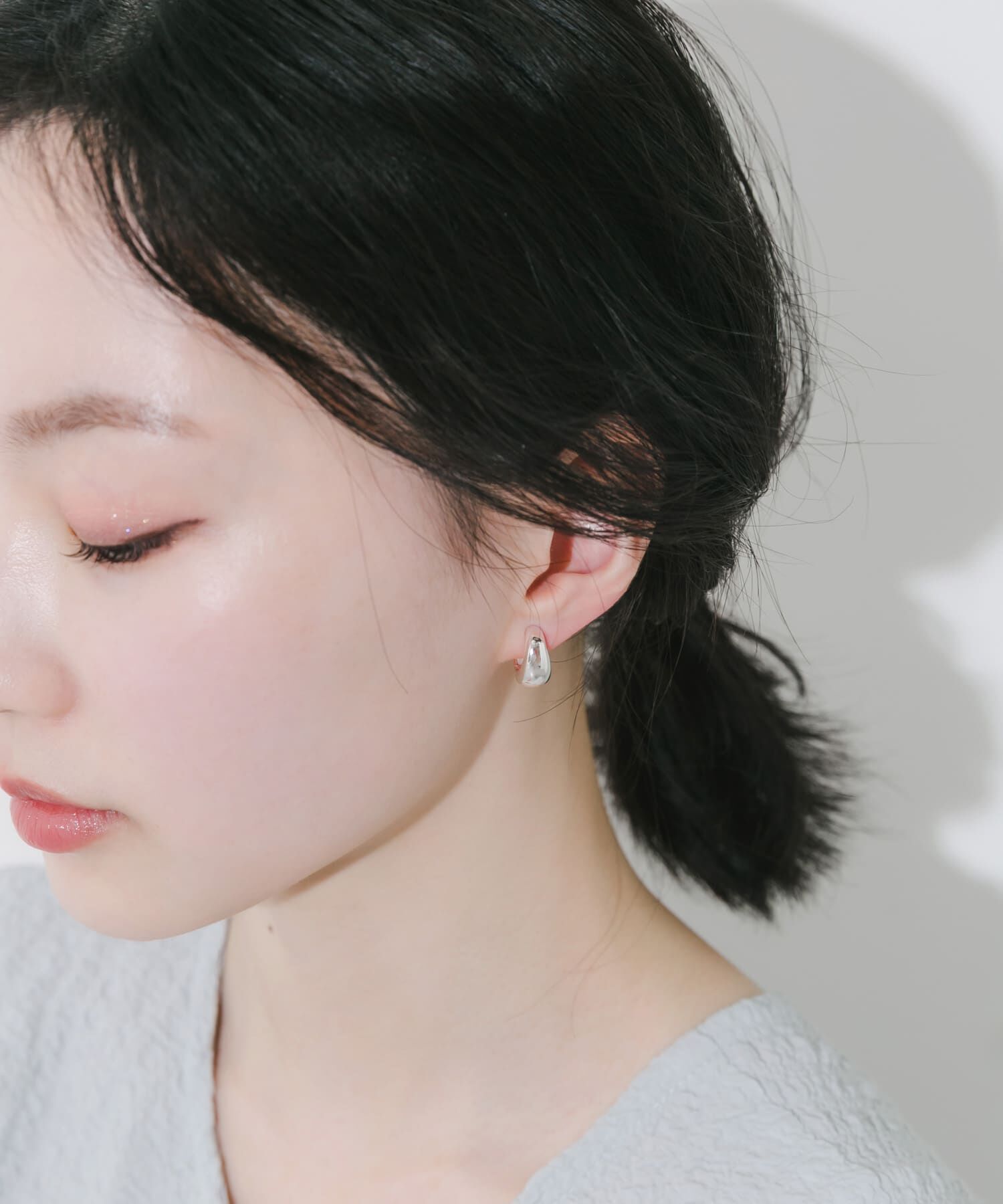 SMELLY「プックリワンタッチイヤリング」|イヤリング|