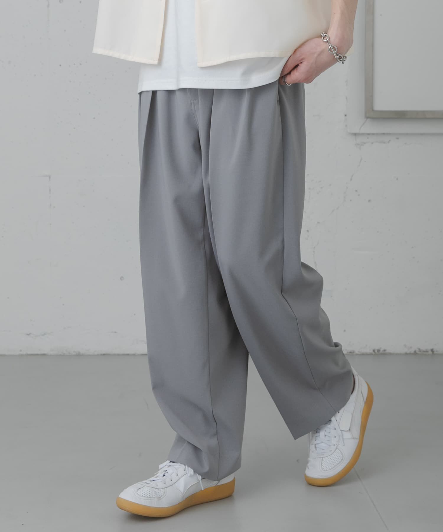 SENSE OF PLACE by URBAN RESEARCH「『イージーケア/速乾』サマー2タックワイドテーパードパンツ」|その他|ライトグレー