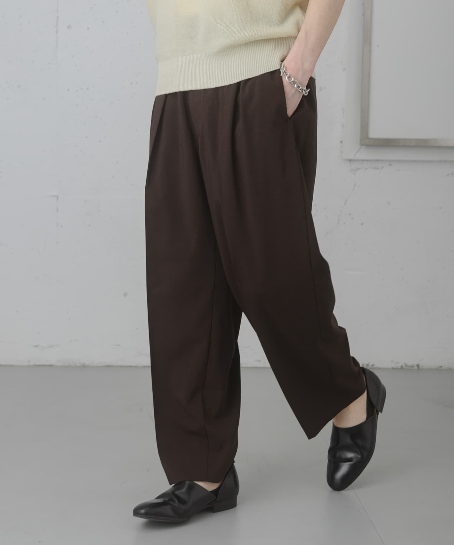 SENSE OF PLACE by URBAN RESEARCH「『イージーケア/速乾』サマー2タックワイドテーパードパンツ」|その他|ブラウン