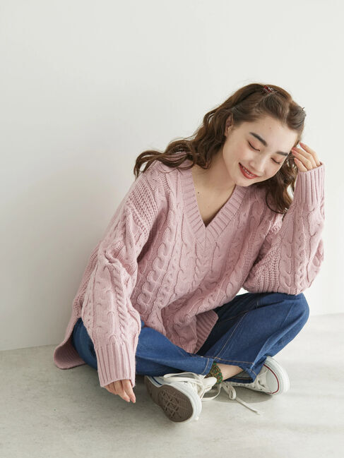 「ざっくりVネックケーブルニットプルオーバー」|ニット・セーター|ピンク
