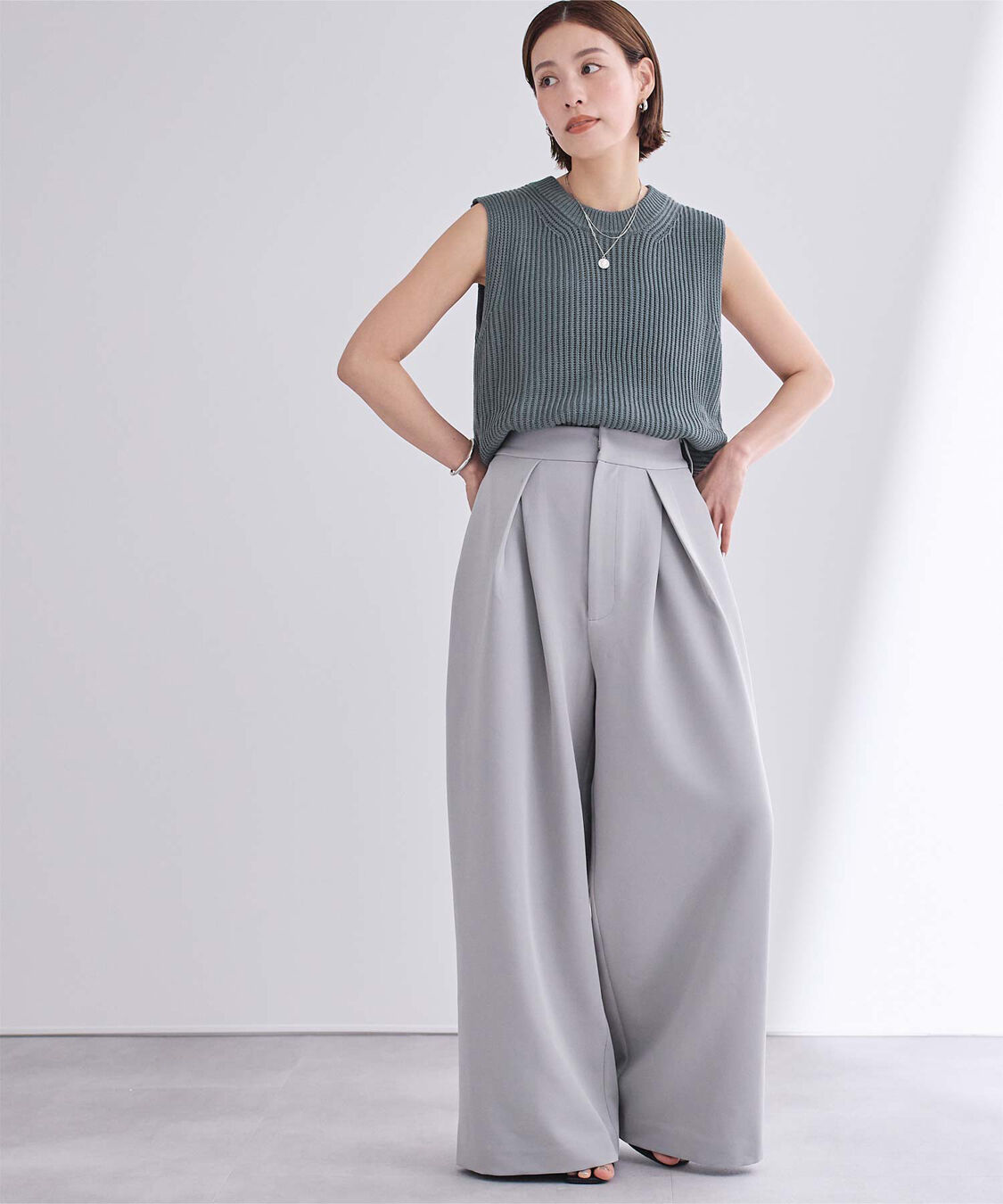 ur's「ローゲージニットベスト」|ニット・セーター|