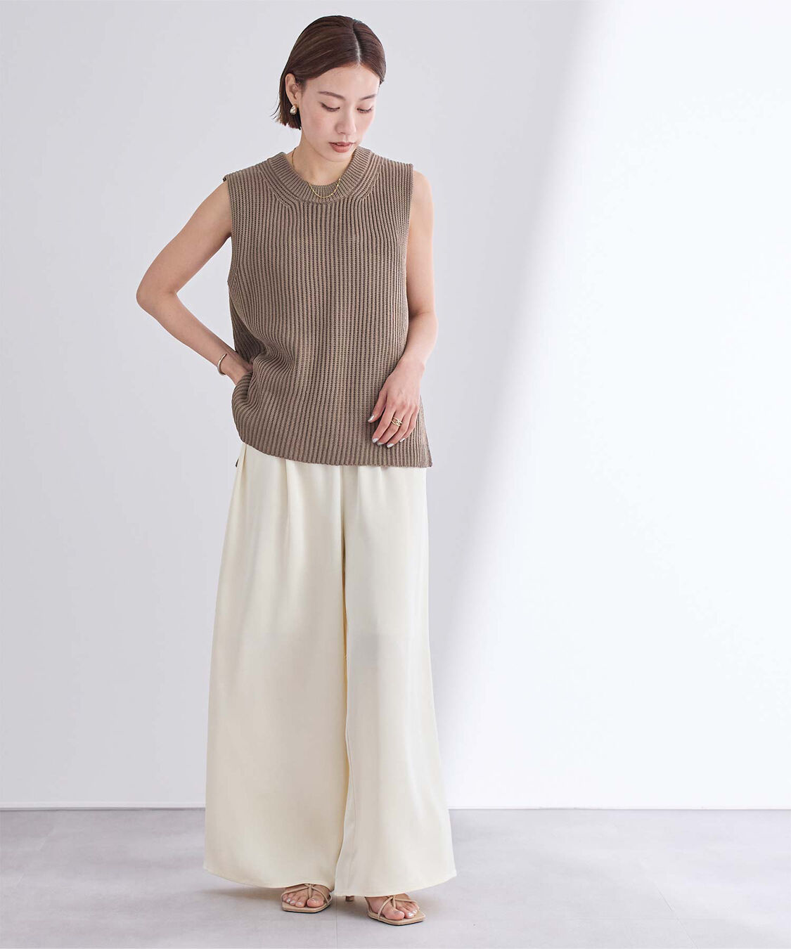 ur's「ローゲージニットベスト」|ニット・セーター|