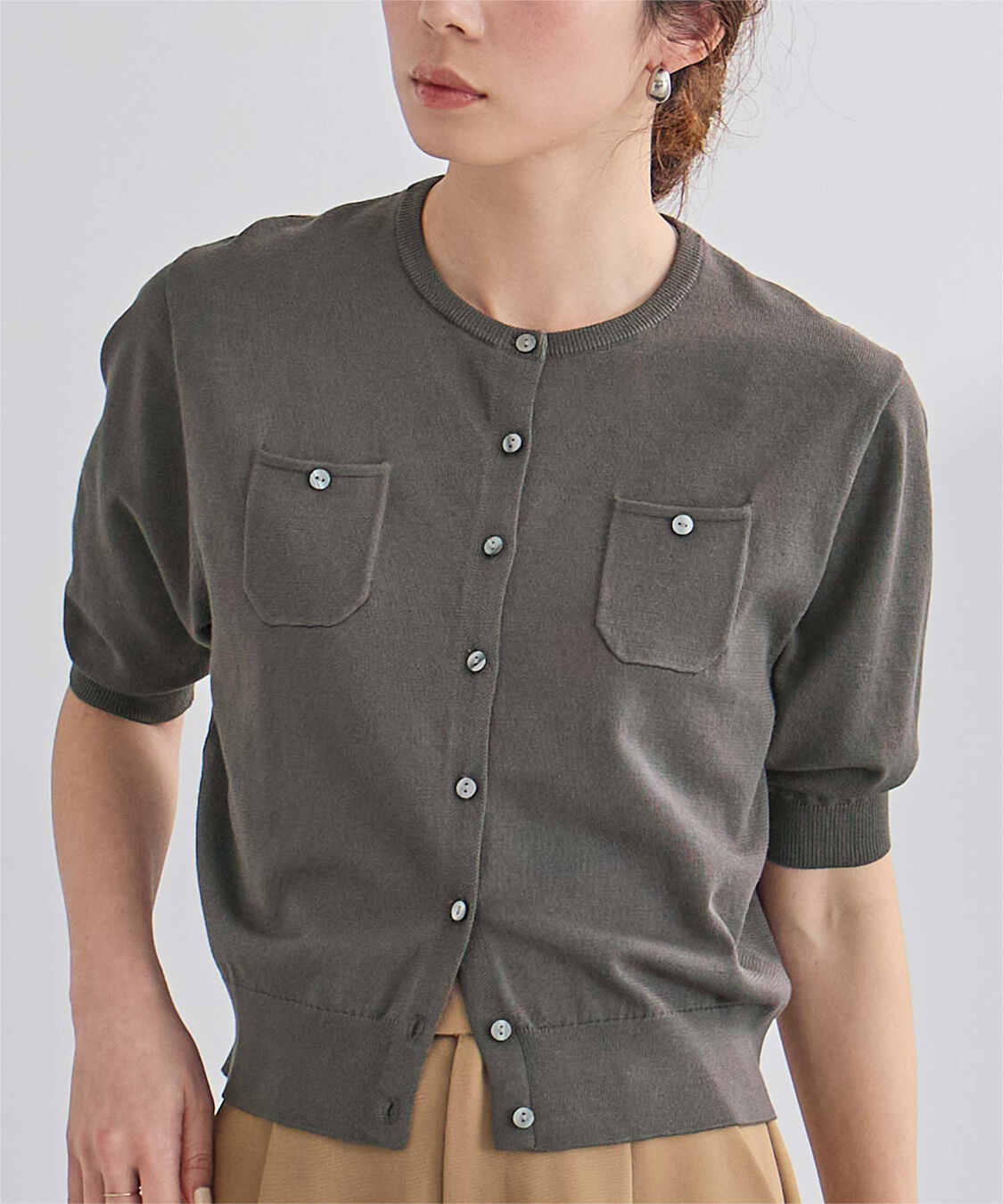 ur's「UVケア/抗ピル胸ポケットハーフスリーブニットカーディガン」|カーディガン|