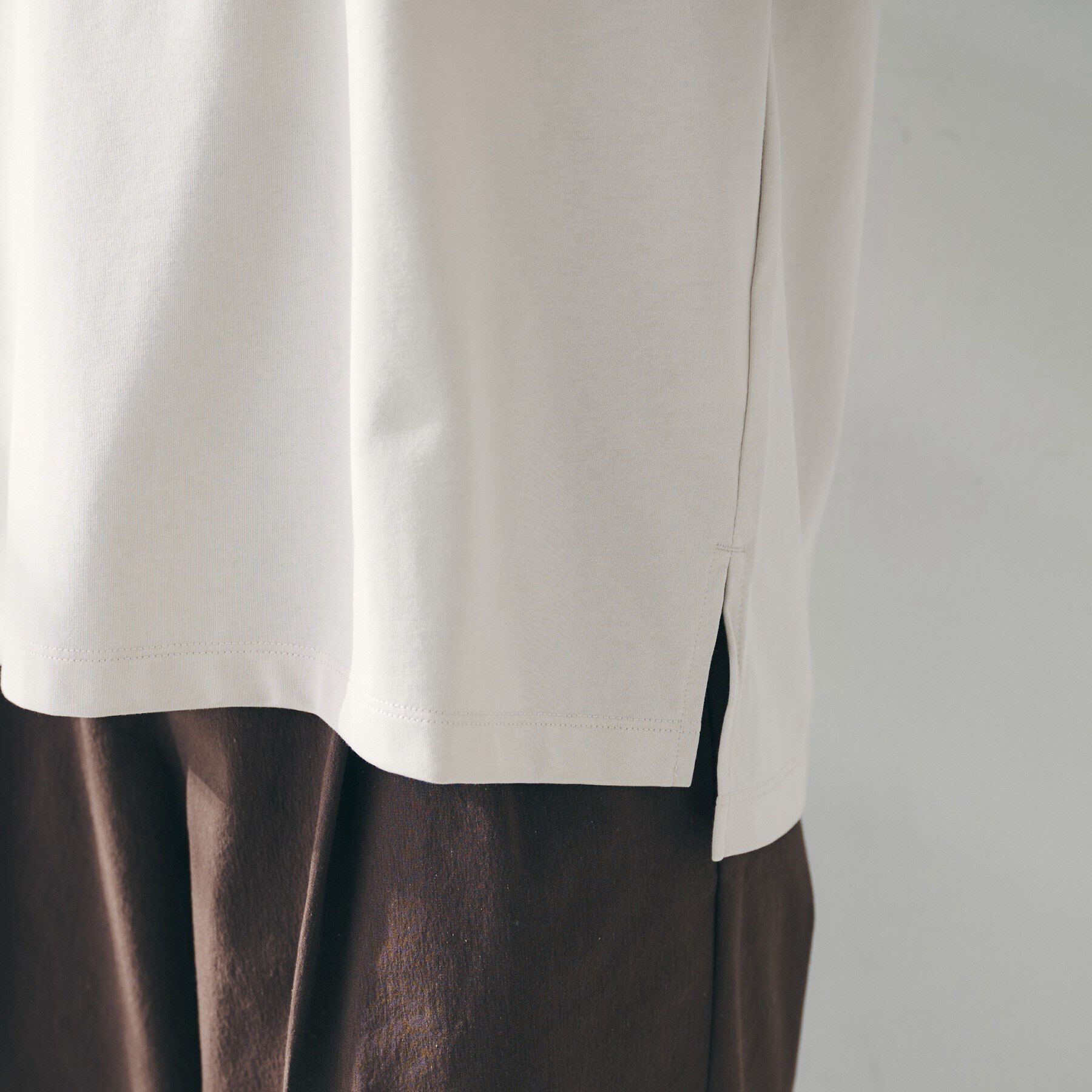 UNTITLED「【洗える】ロゴTシャツ」|Tシャツ・カットソー|