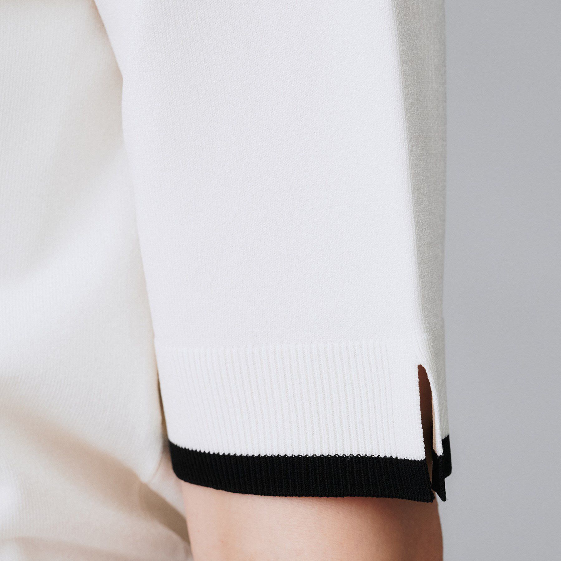 UNTITLED「【アンサンブル可/薄手/洗える】5分袖クルーニット」|ニット・セーター|