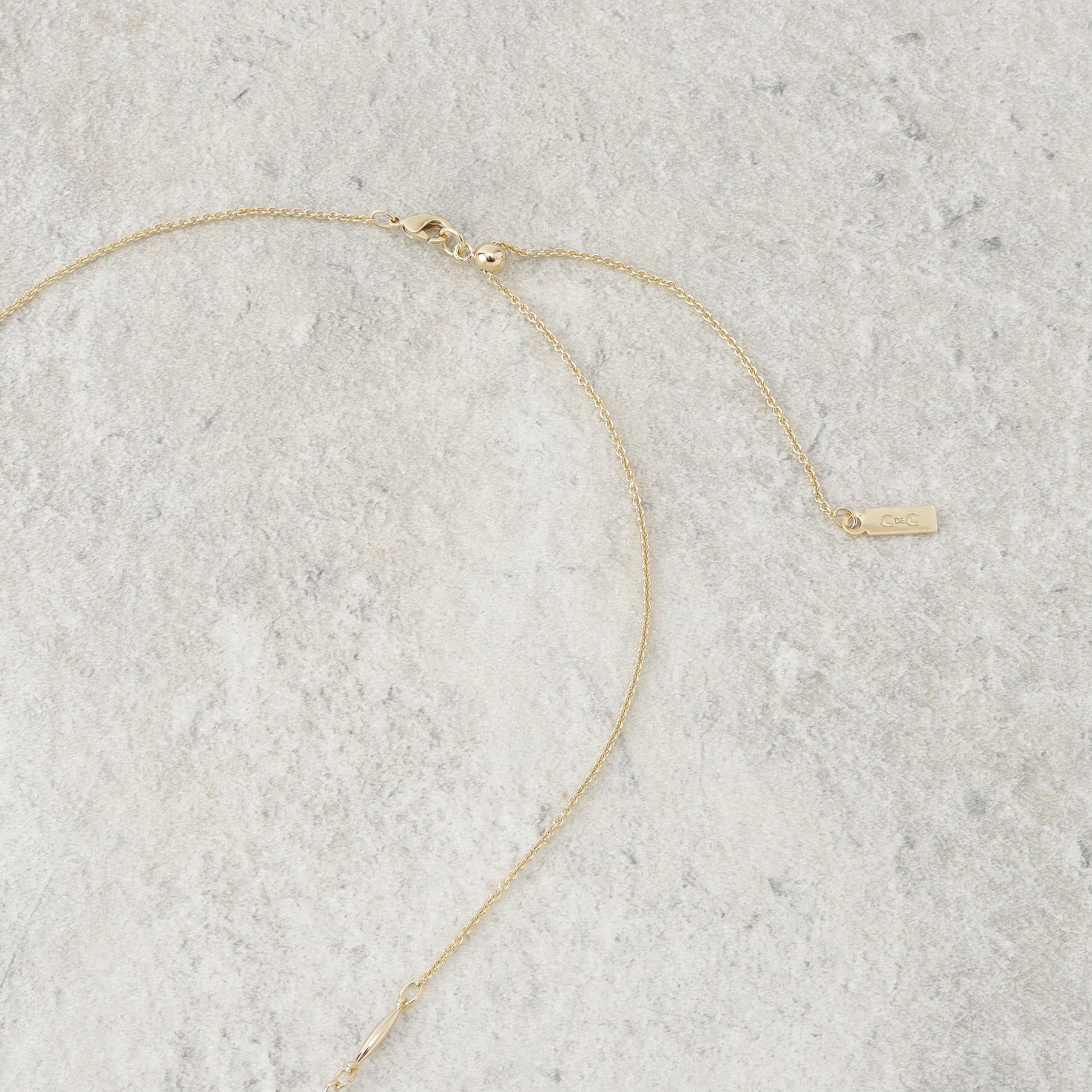 COUP DE CHANCE「パール調＆メタルY／日本製／長さ調整可能」|ネックレス|