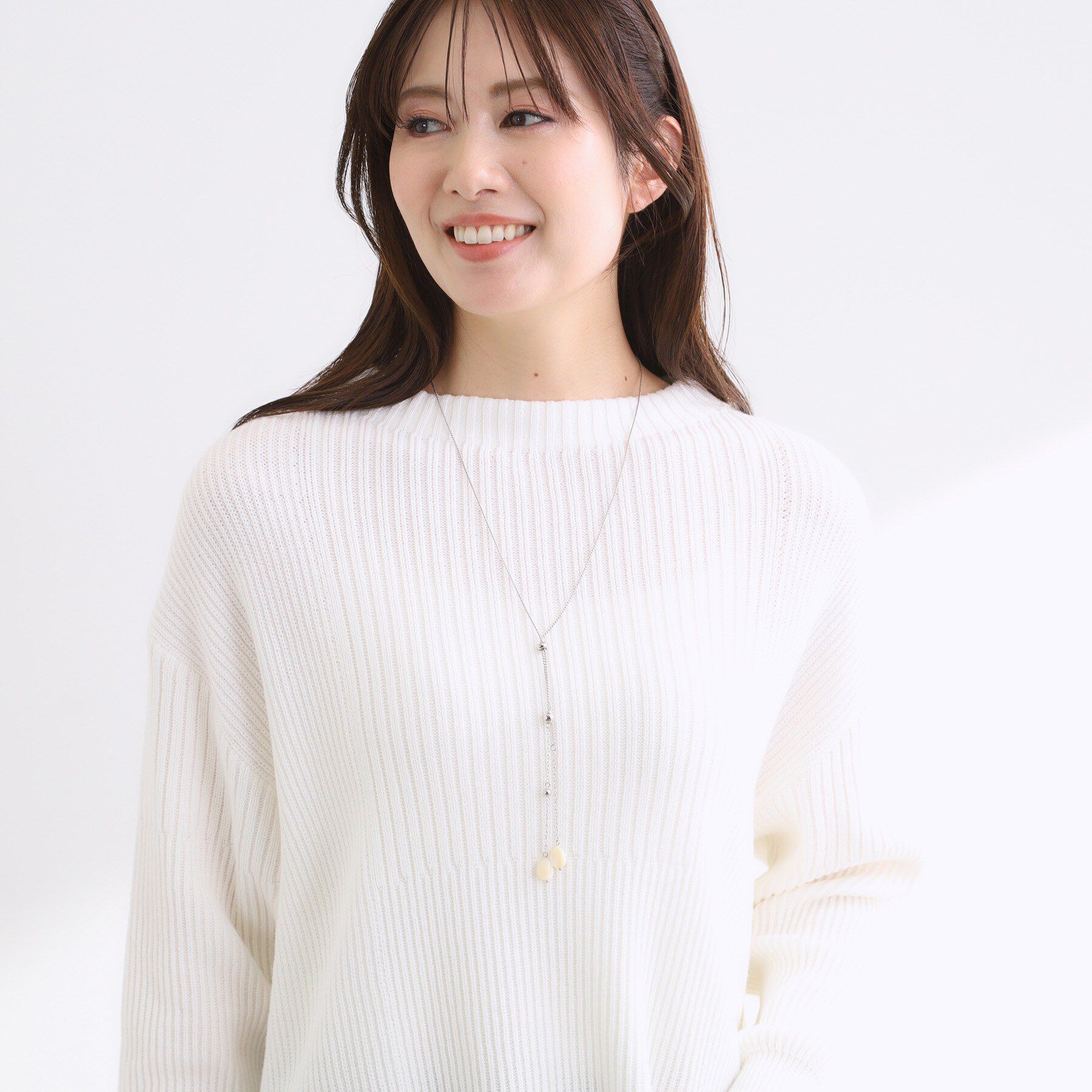 Reflect「【長さ調節可】天然シェル&times;ラリエットデザインネックレス」|ネックレス|