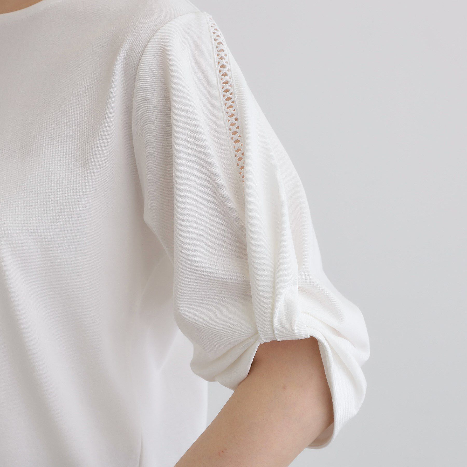 grove「【接触冷感・UVカットetc】レース切替え袖ねじりプルオーバー」|Tシャツ・カットソー|