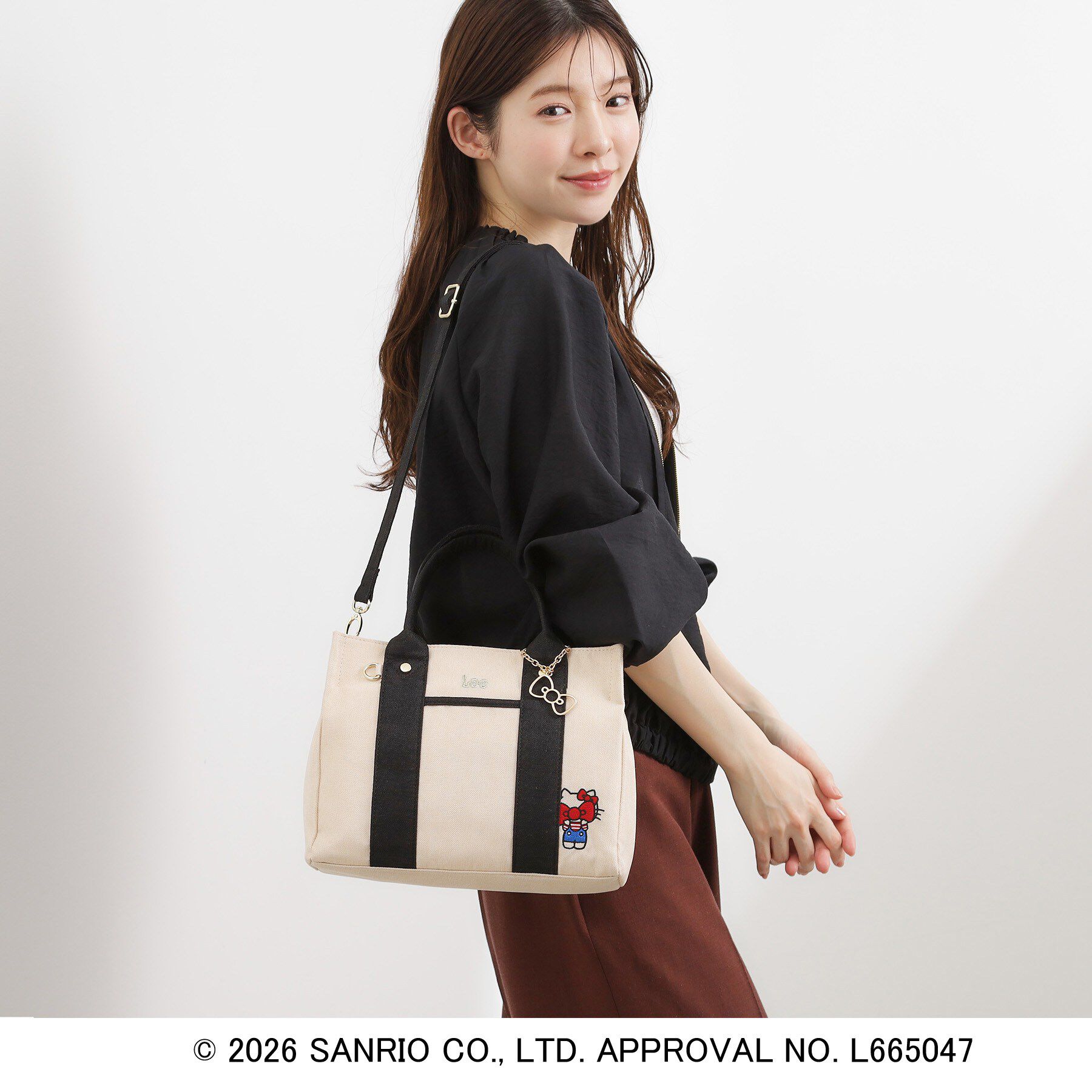 grove「【ハローキティ】Leeスクエア2WAYトート」|トートバッグ|
