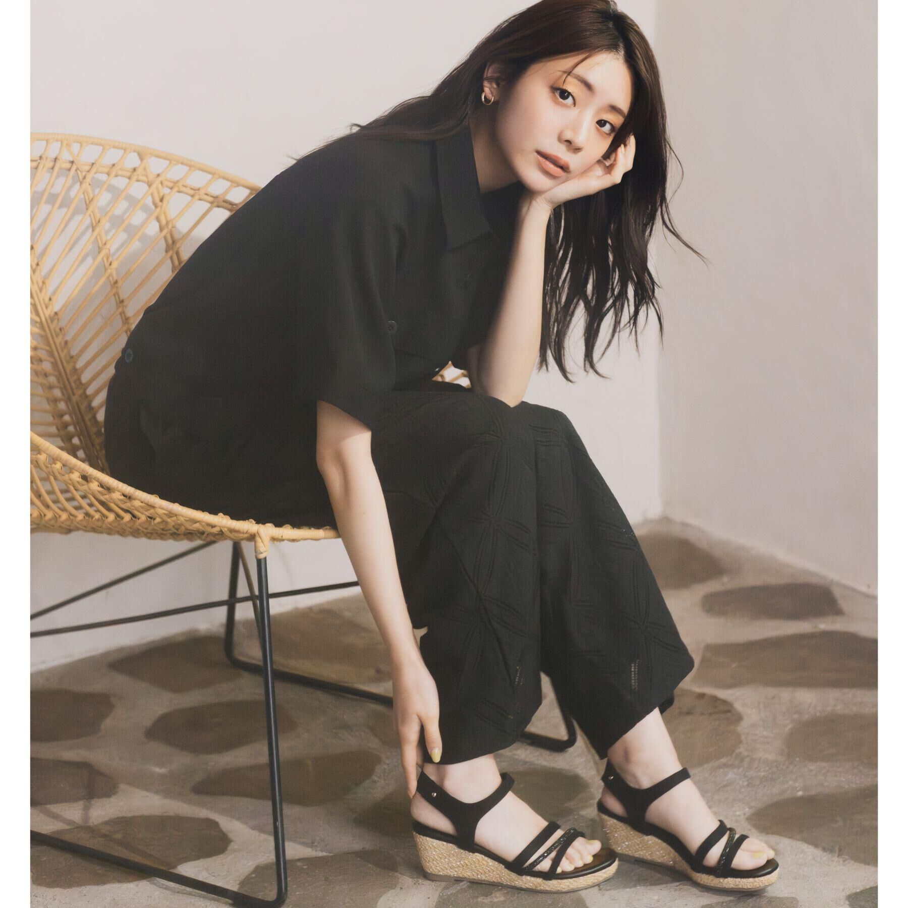 grove「【人間工学】毎年大人気！片手で履けるワンタッチサンダル」|サンダル|