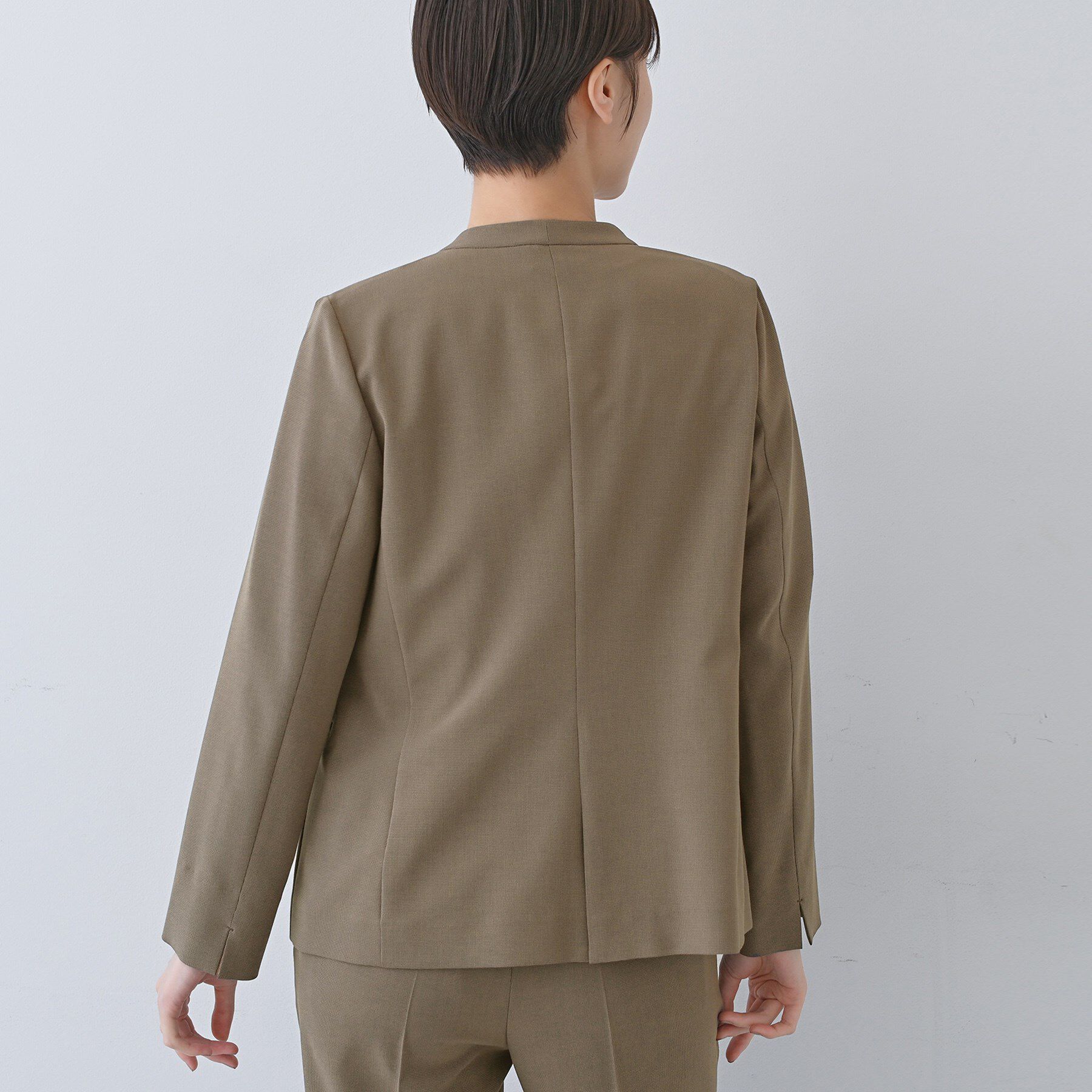 INDIVI「【洗える／夏スーツ】ミニ千鳥柄ノーカラージャケット」|ノーカラージャケット|