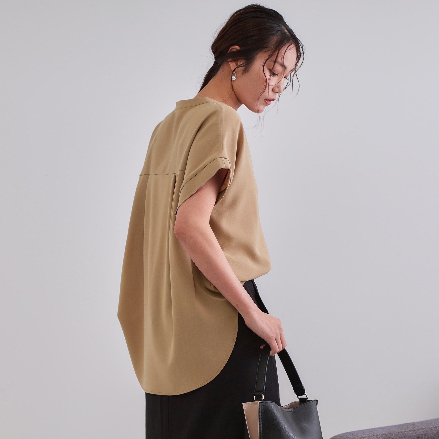 OPAQUE.CLIP「《7色展開/SS-LLサイズ》ストレッチスキッパーブラウス/セットアップ対応【洗濯機洗い可/防シワ】」|シャツ・ブラウス|