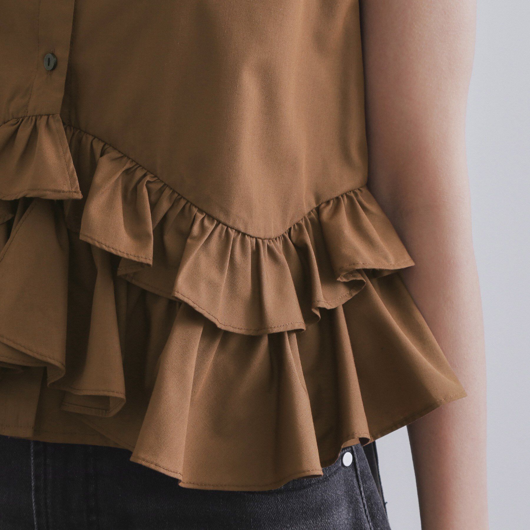 OPAQUE.CLIP「《Can Cam掲載》裾ラッフルフリルシャツ【洗濯機洗い可】」|シャツ・ブラウス|
