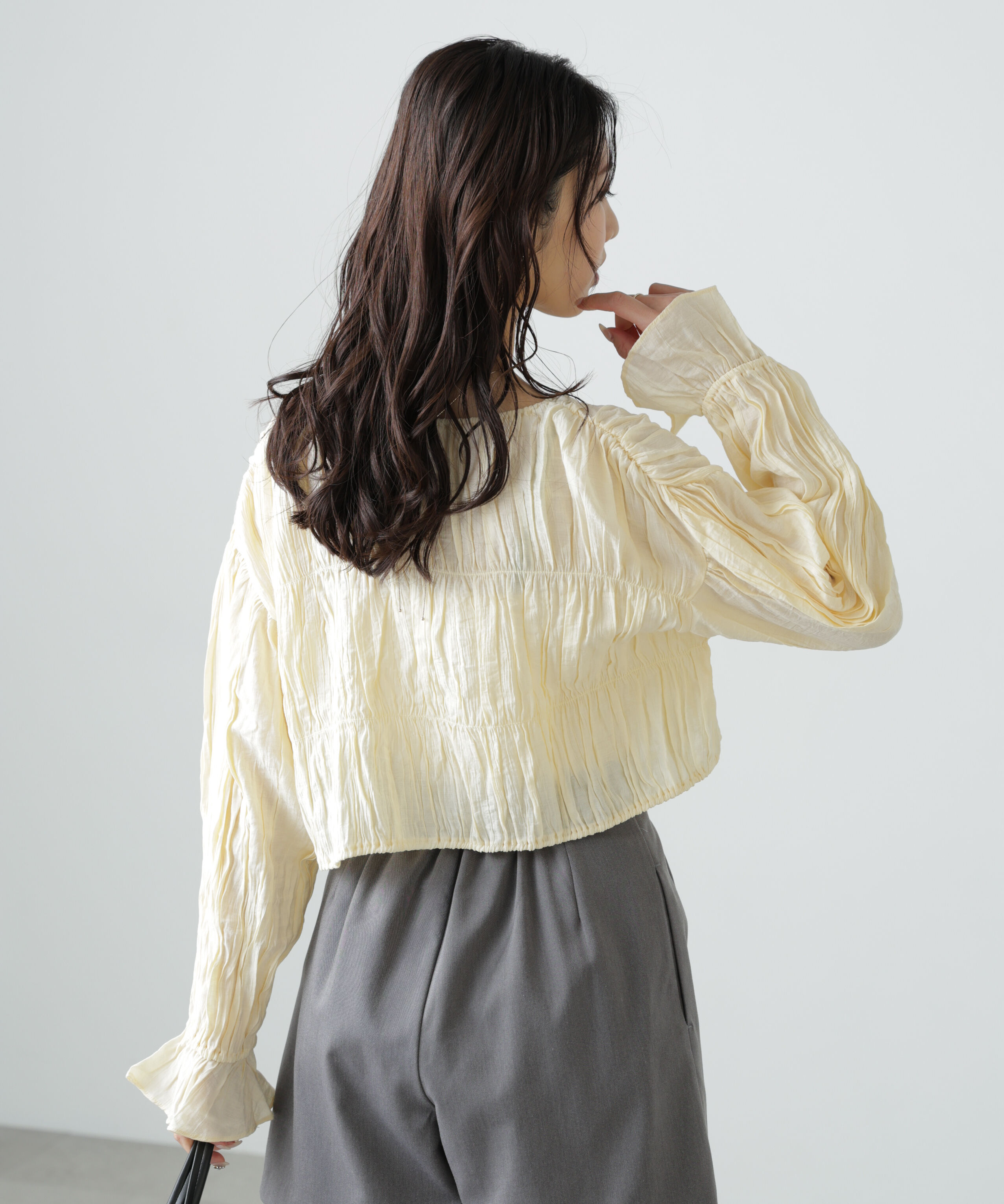  「シアーギャザー前開き短丈ブラウス」|シャツ・ブラウス|