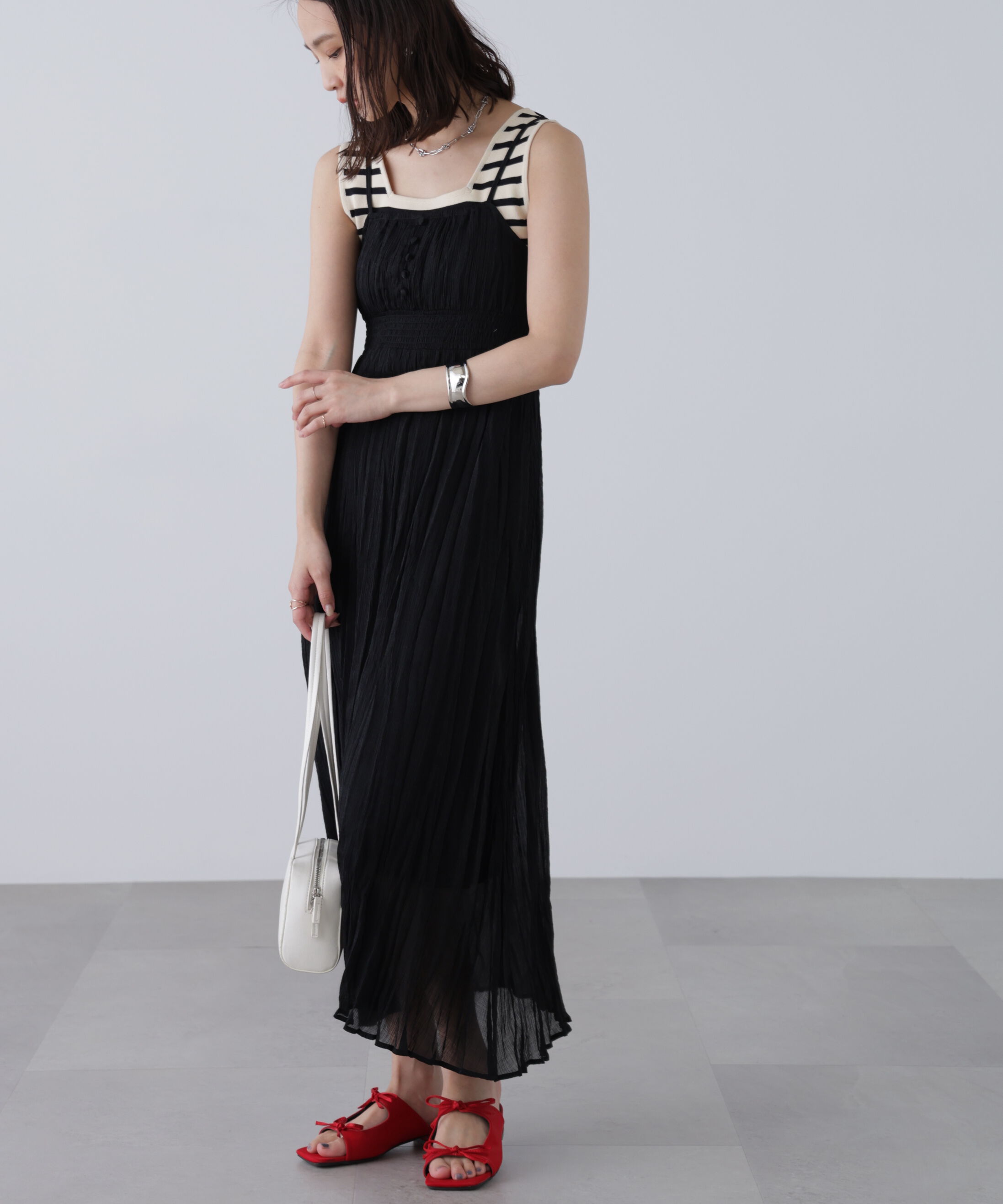  「〈洗える〉マシンウォッシャブル総針スクエアネックタンクニット」|ニット・セーター|