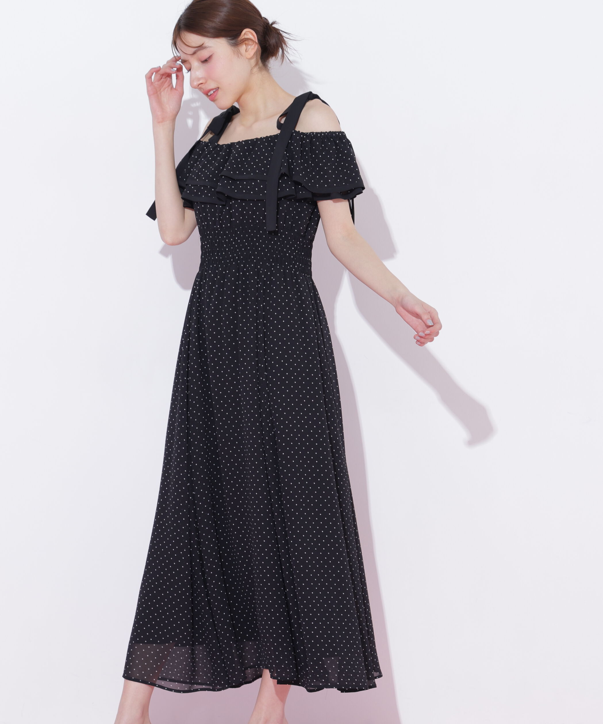  「パイピングフリルキャミワンピース」|ワンピース|