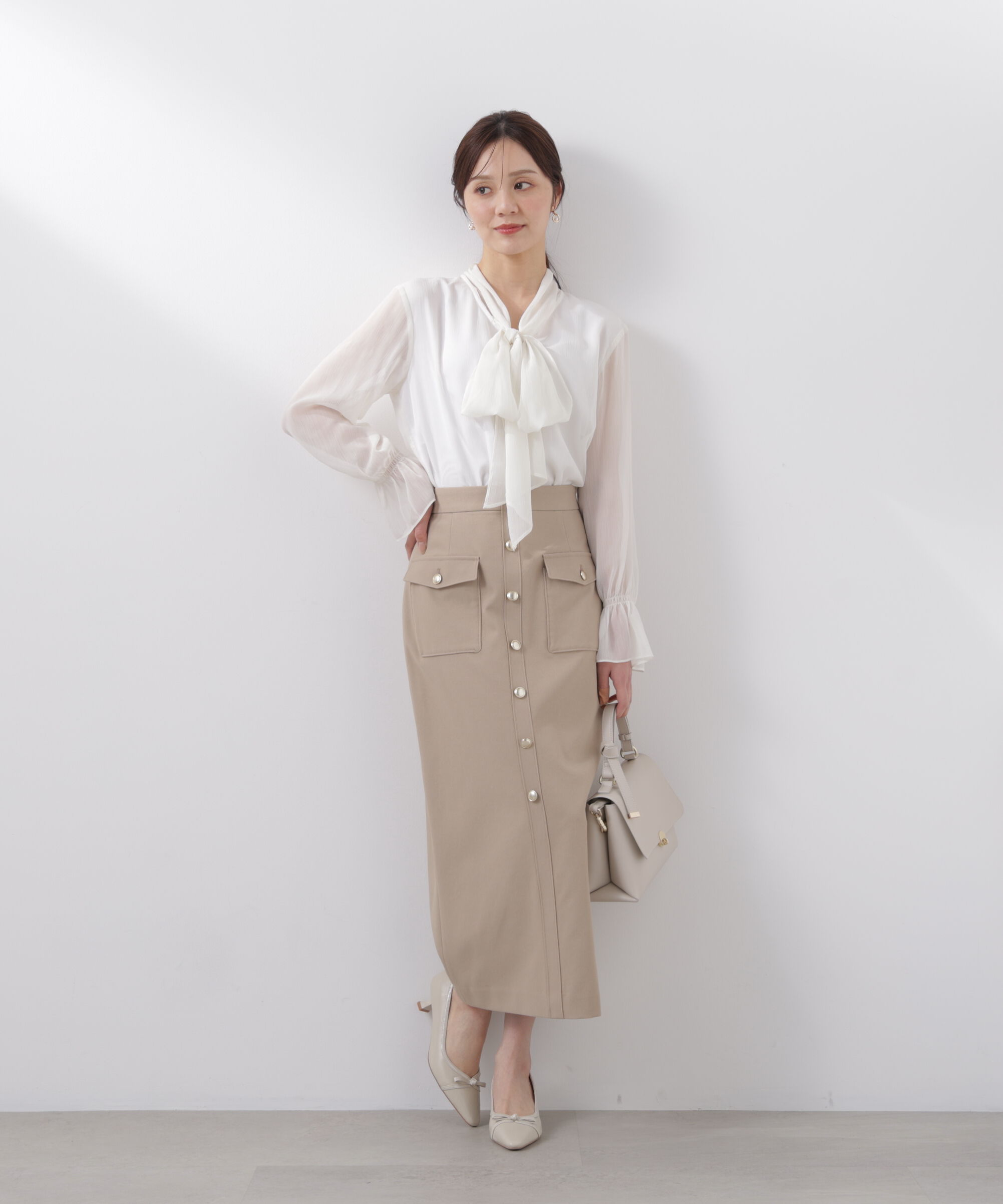 PROPORTION BODY DRESSING「フロント釦ナロースカート　26SS」|スカート|