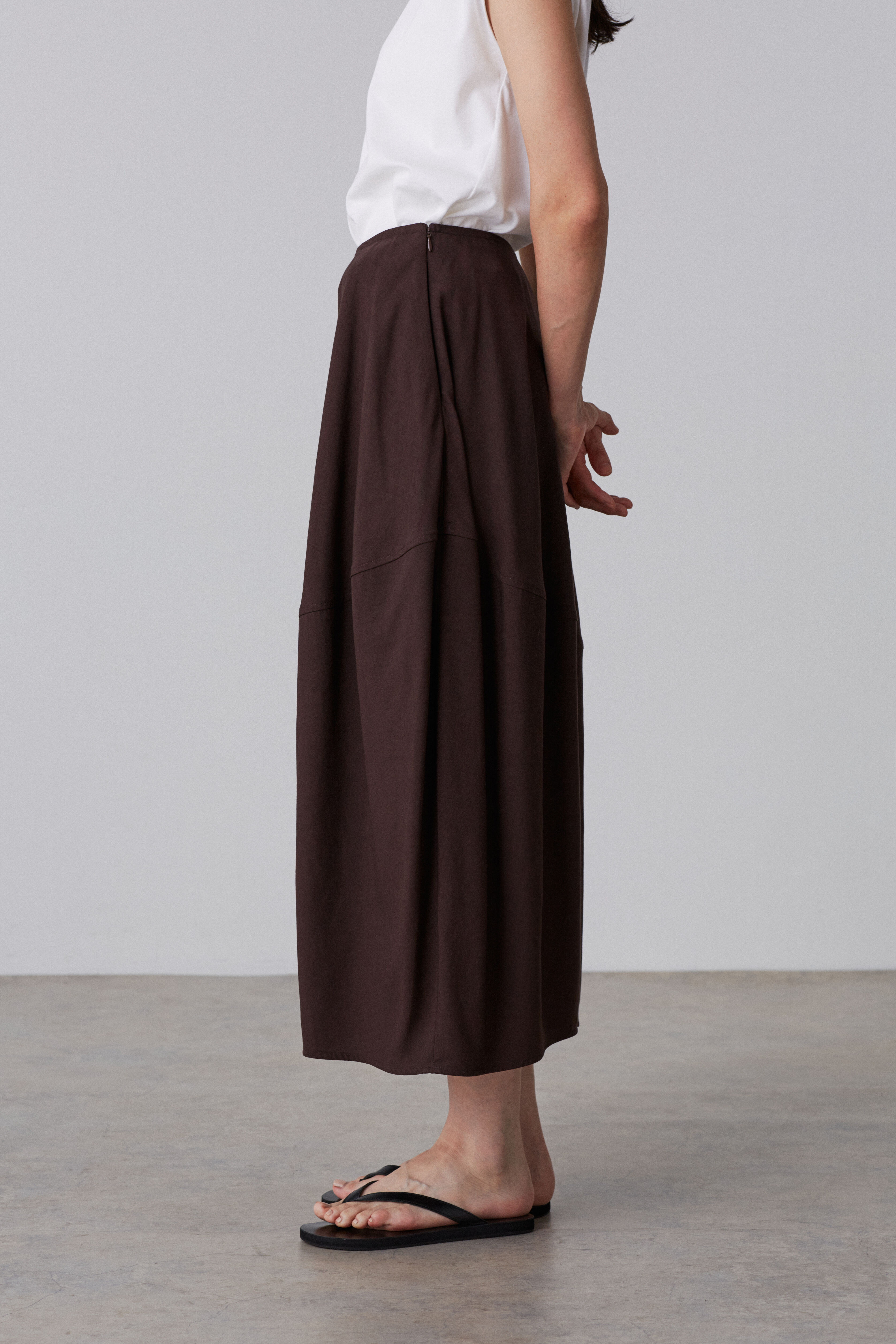 YLEVE 「YLEVE / TENCEL SKIRT」|スカート|