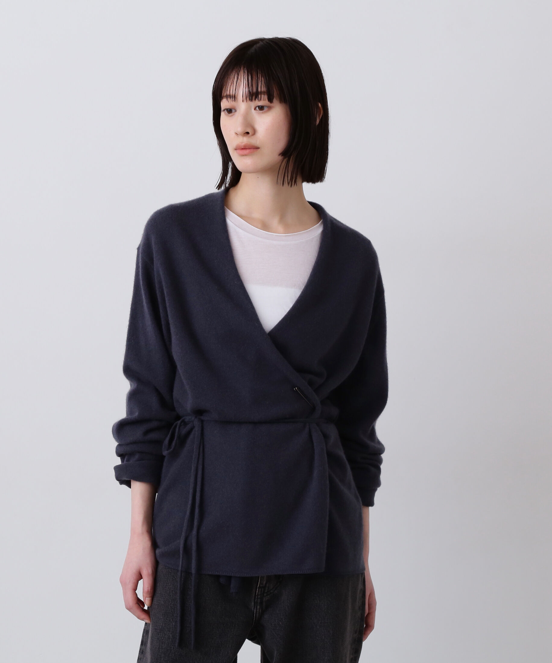 YLEVE 「YLEVE / CASHMERE KNIT WRAP CARDIGAN」|ニット・セーター|ブルー