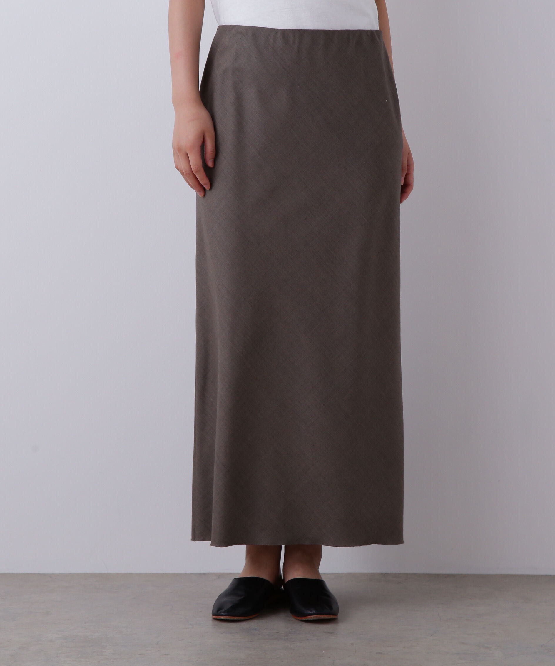 YLEVE 「YLEVE / SUPER120'S CHAMBRAY WOOL BIAS SKIRT」|スカート|