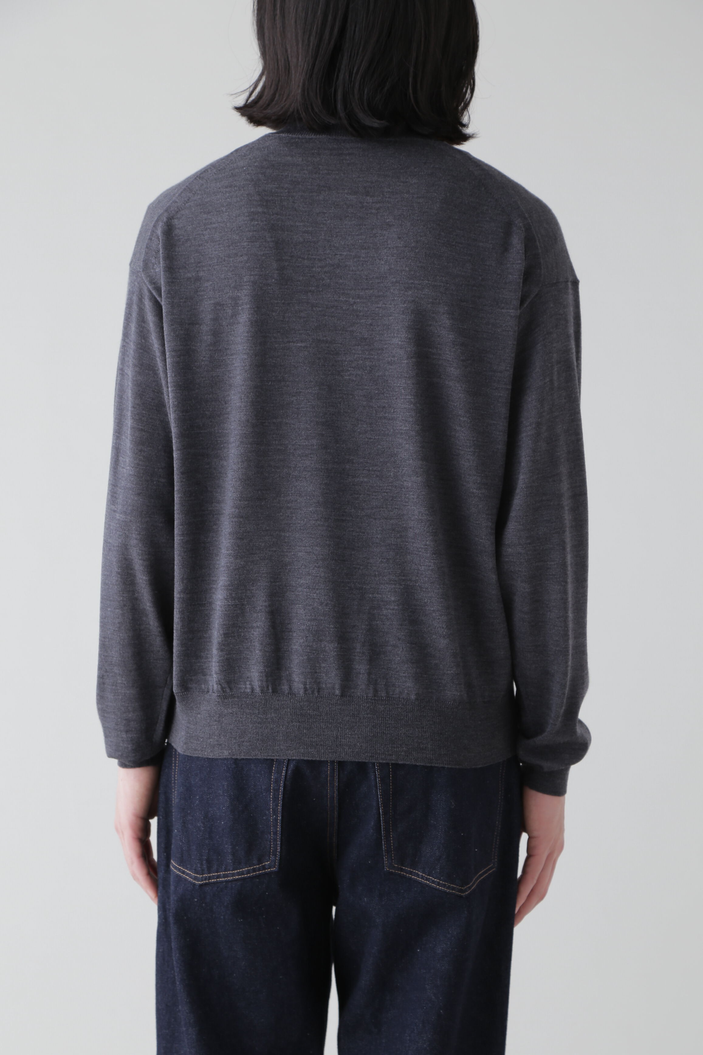 YLEVE 「YLEVE / EXTRAFINE MERINO WOOL KN P/O」|ニット・セーター|