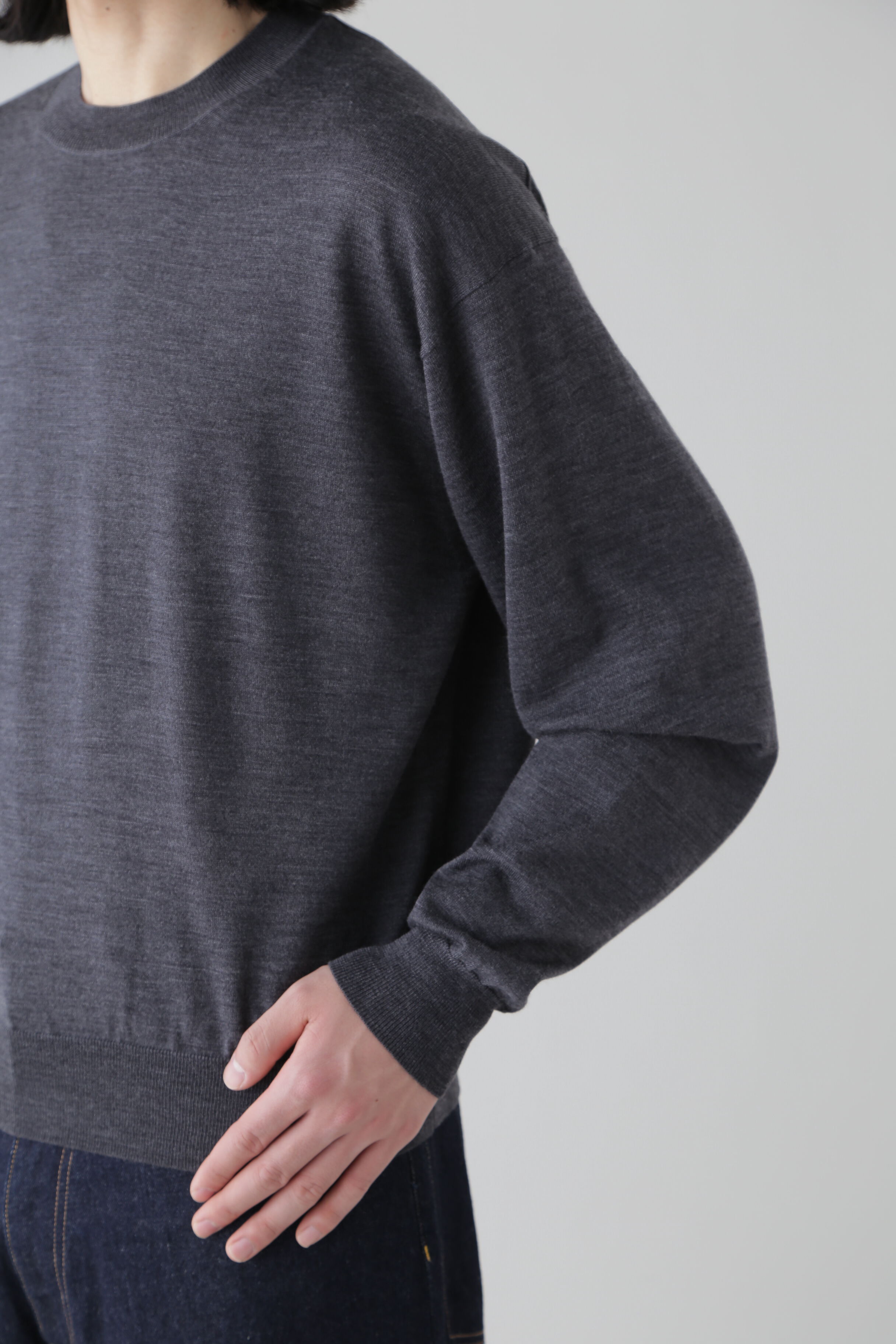 YLEVE 「YLEVE / EXTRAFINE MERINO WOOL KN P/O」|ニット・セーター|