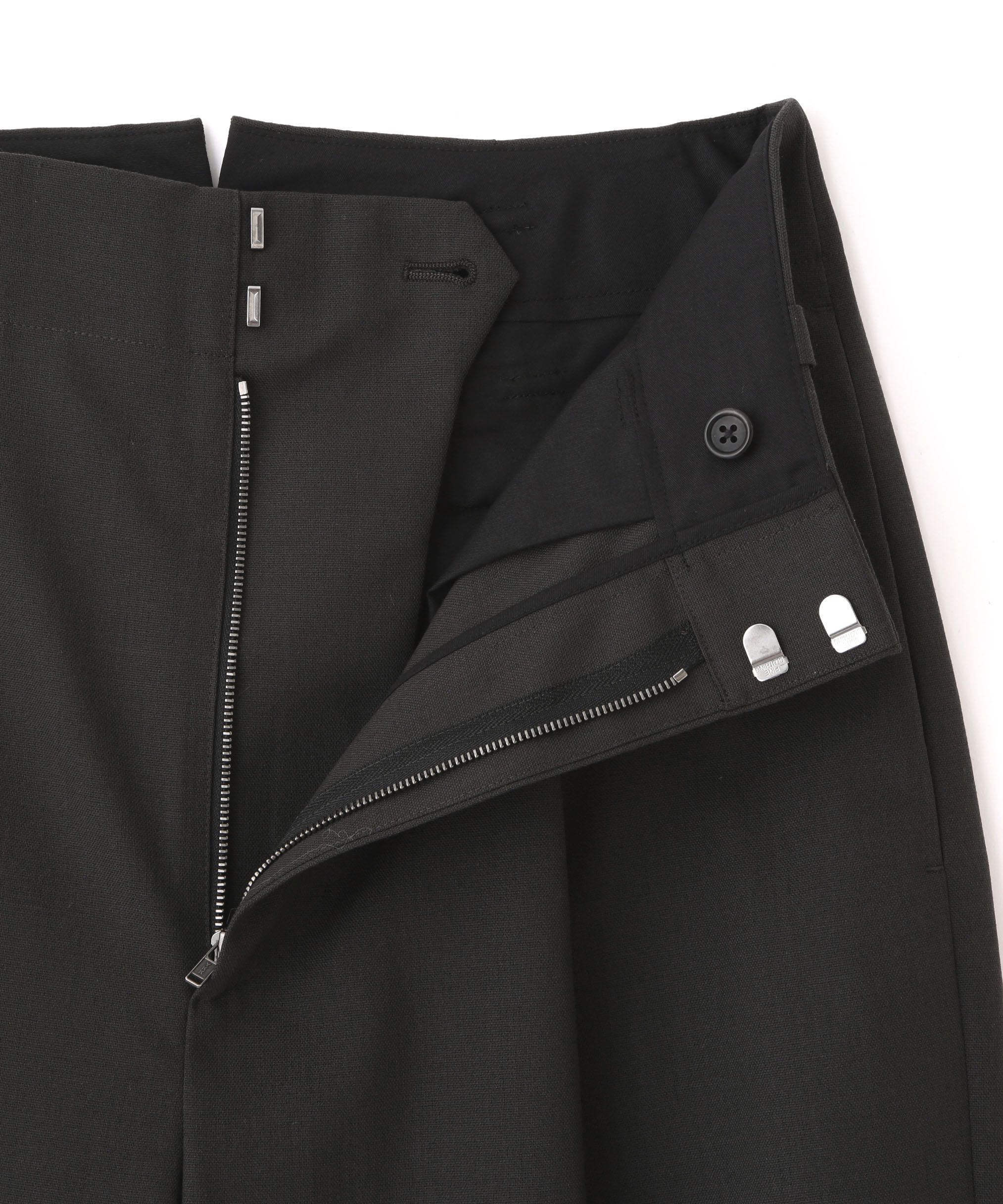  「TWISTED WOOL TROUSERS」|その他|