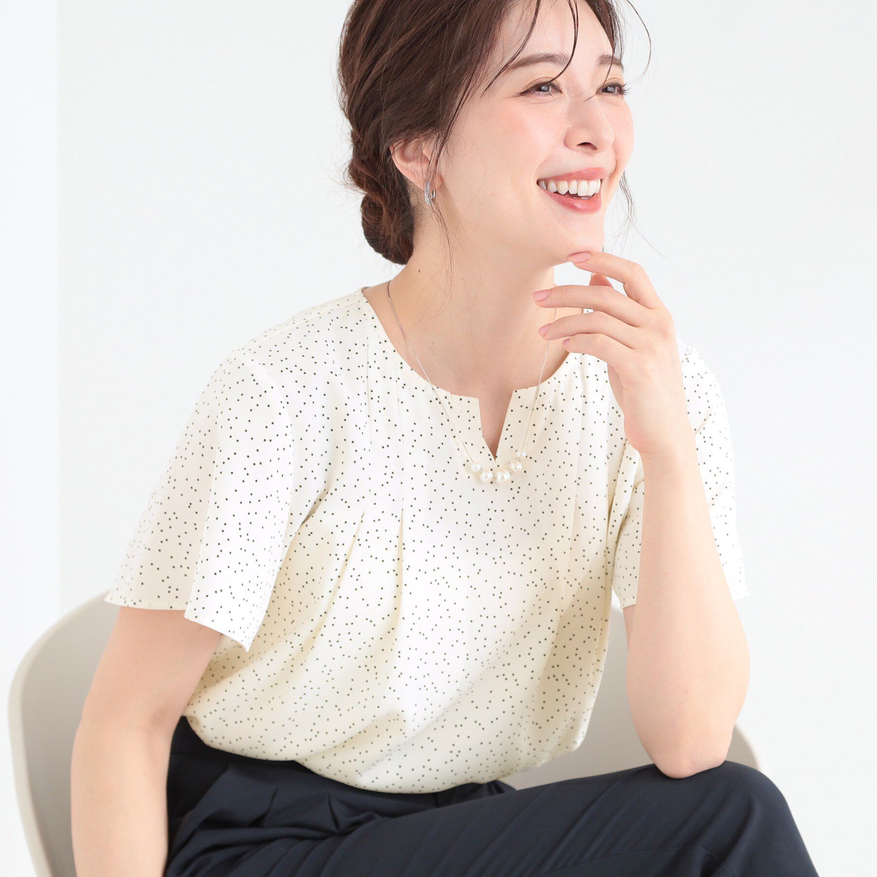 SHOO･LA･RUE「【ひんやり/UV/セットアップ可】洗濯後しわになりにくい スキッパーブラウス」|シャツ・ブラウス|オフホワイト(603