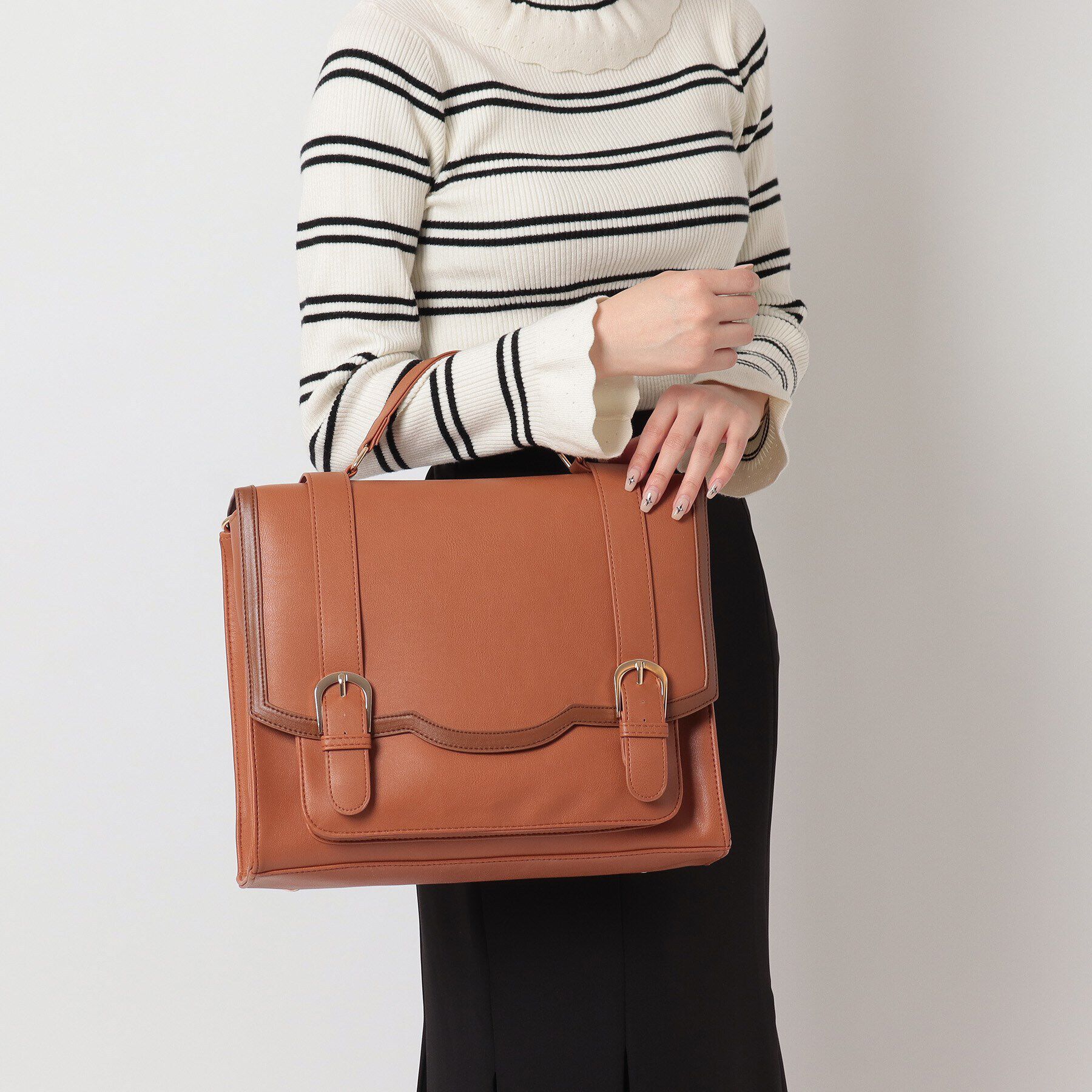 Ober Tashe「スカラップサッチェル」|リュック|