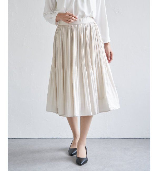 IKKA LOUNGE「サテンプリーツスカート」|スカート|グレージュ